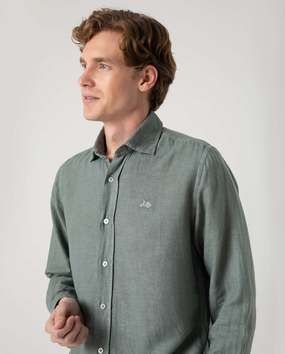 Camisa de Linho com Corte Regular Lisa Caqui-3