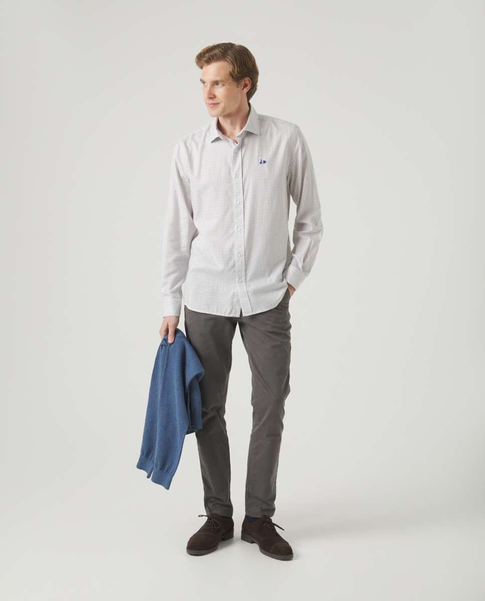 Camisa com Corte Regular Aos Quadrados em Branco Branco-4