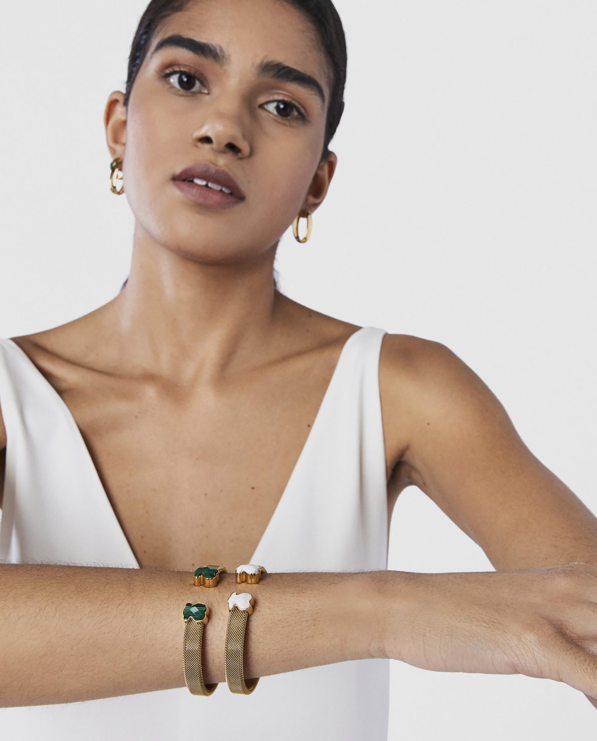 Pulseira Rígida Mesh em Cor de Aço Ip Dourado com Dois Ursos de Malaquita Verde-4