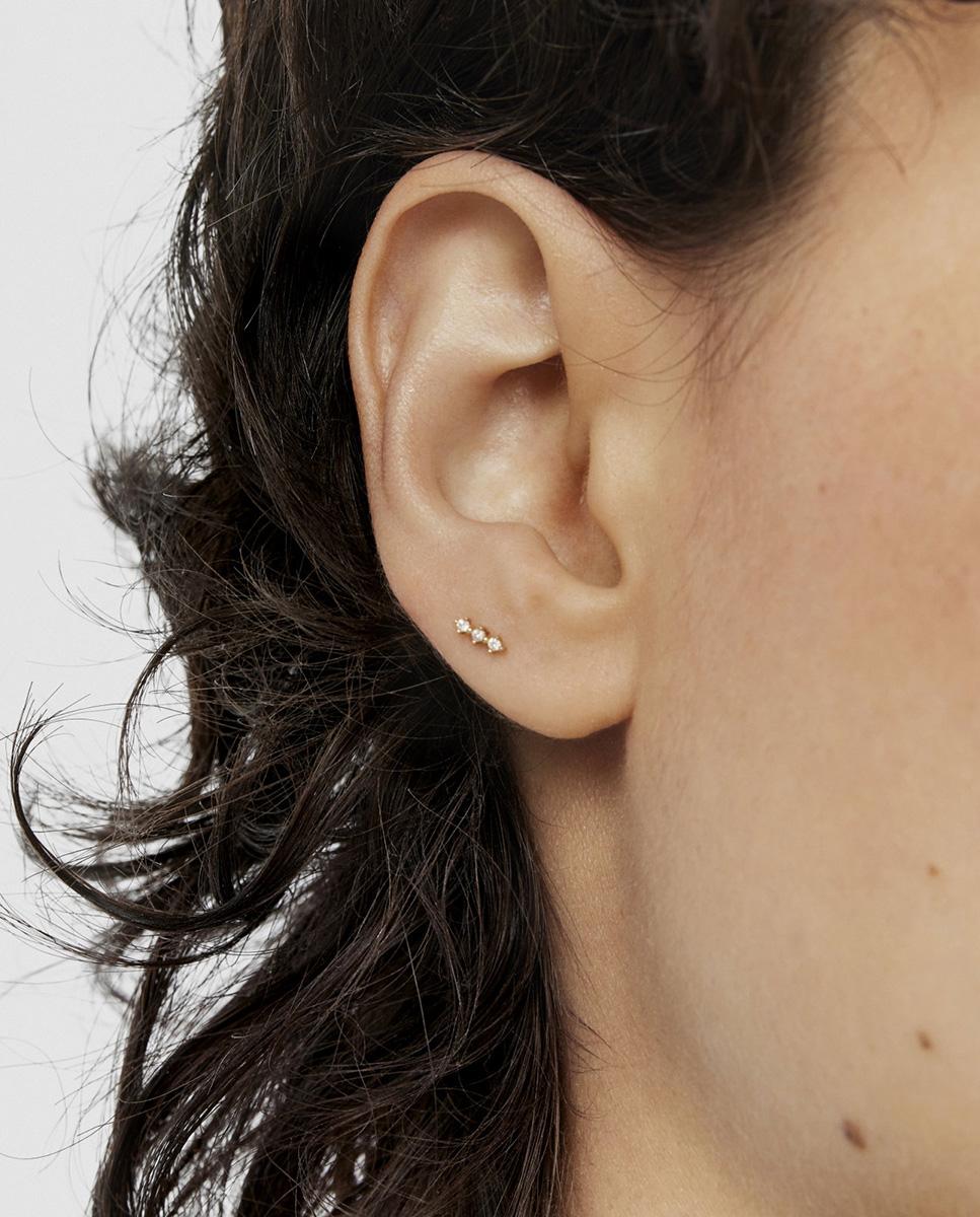 Piercing Les Classiques de Orelha com Tira de Ouro e Diamantes Branco-5