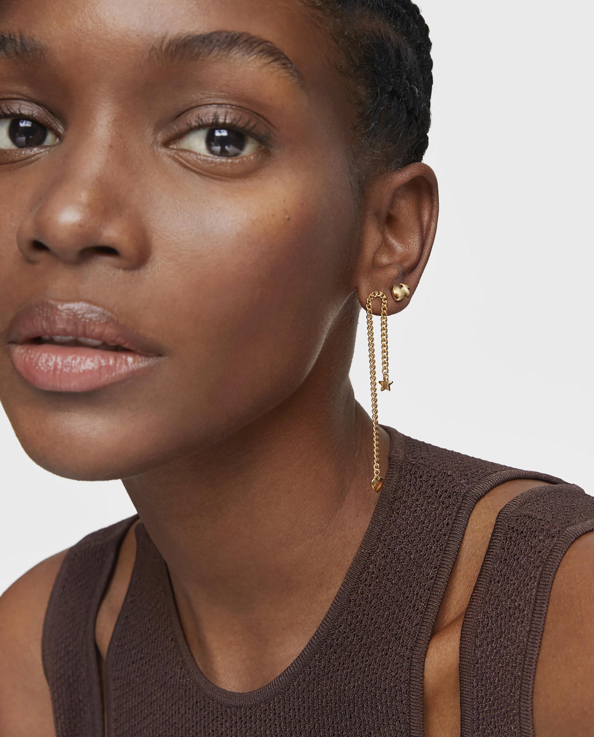 Brincos Bold Motif Curto e Comprido Banhados em Ouro 18 Kt Sobre Prata Dourado-4
