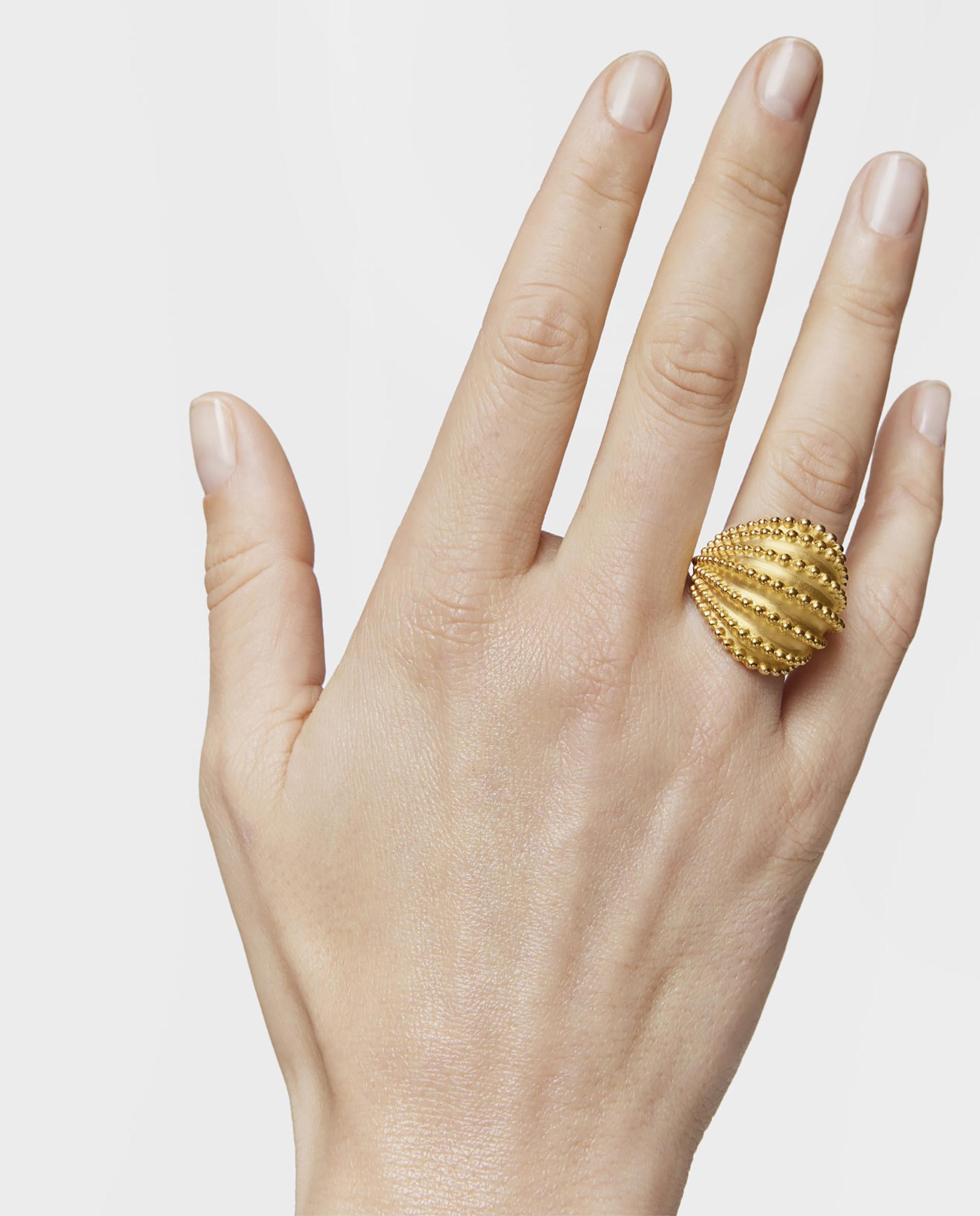 Anel Grain Grande Banhado em Ouro de 18 Kt Sobre Prata Ouro-5