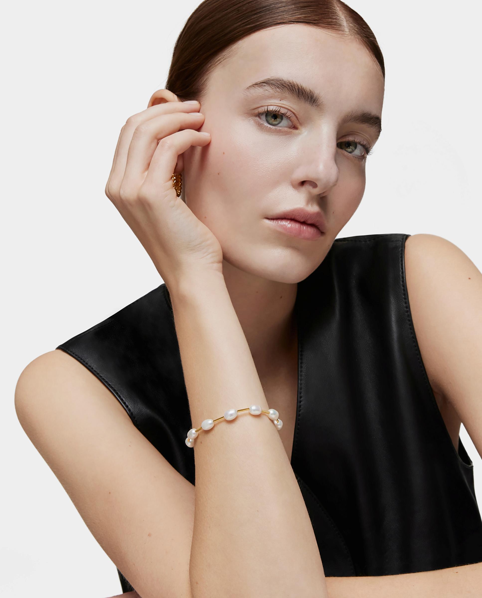Pulseira de Corrente Gloss Tubo Banhada a Ouro de 18 Kt Sobre Prata e Pérolas Branco-5