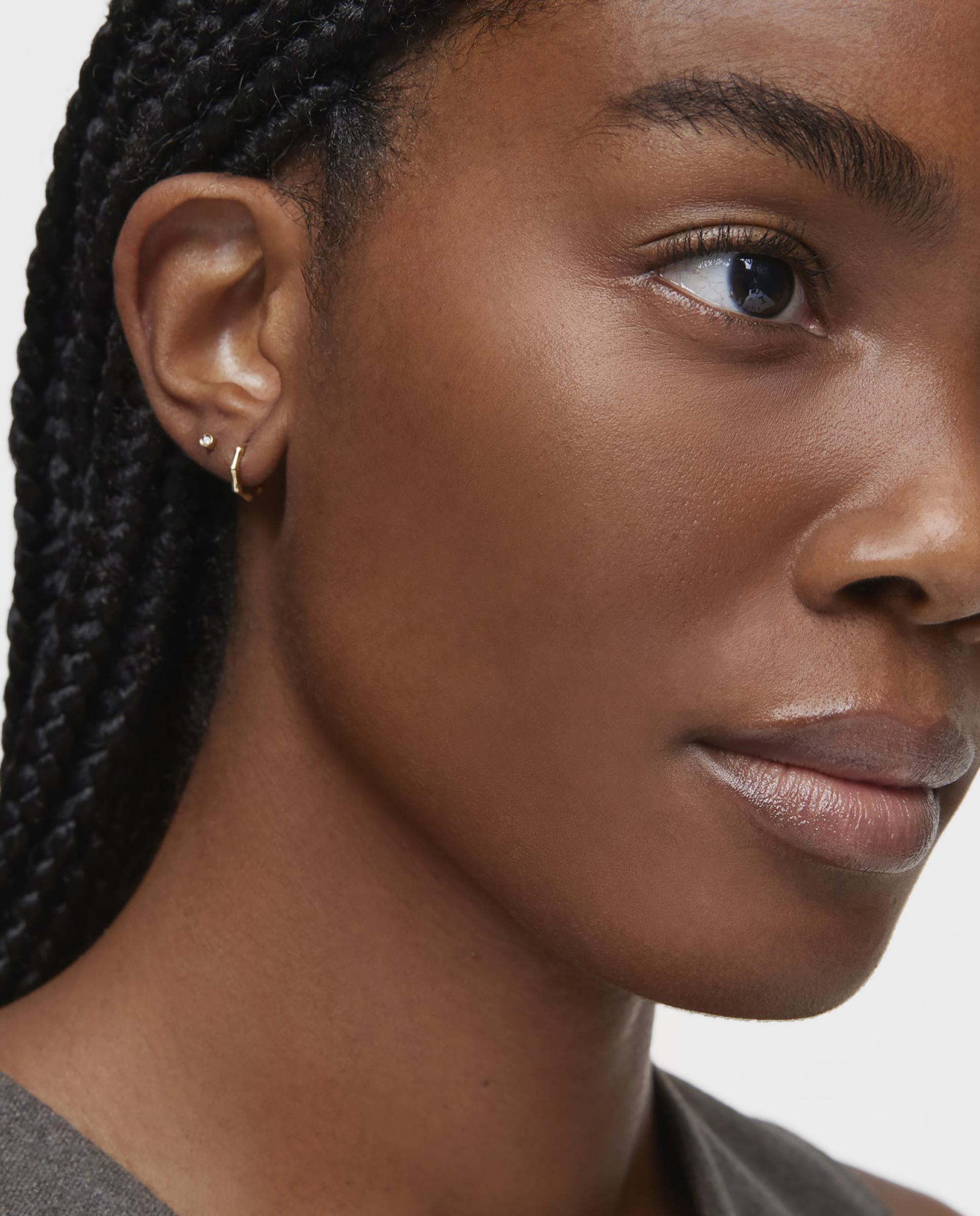 Piercing Basics de Aro em Ouro com Detalhes Dourado-5