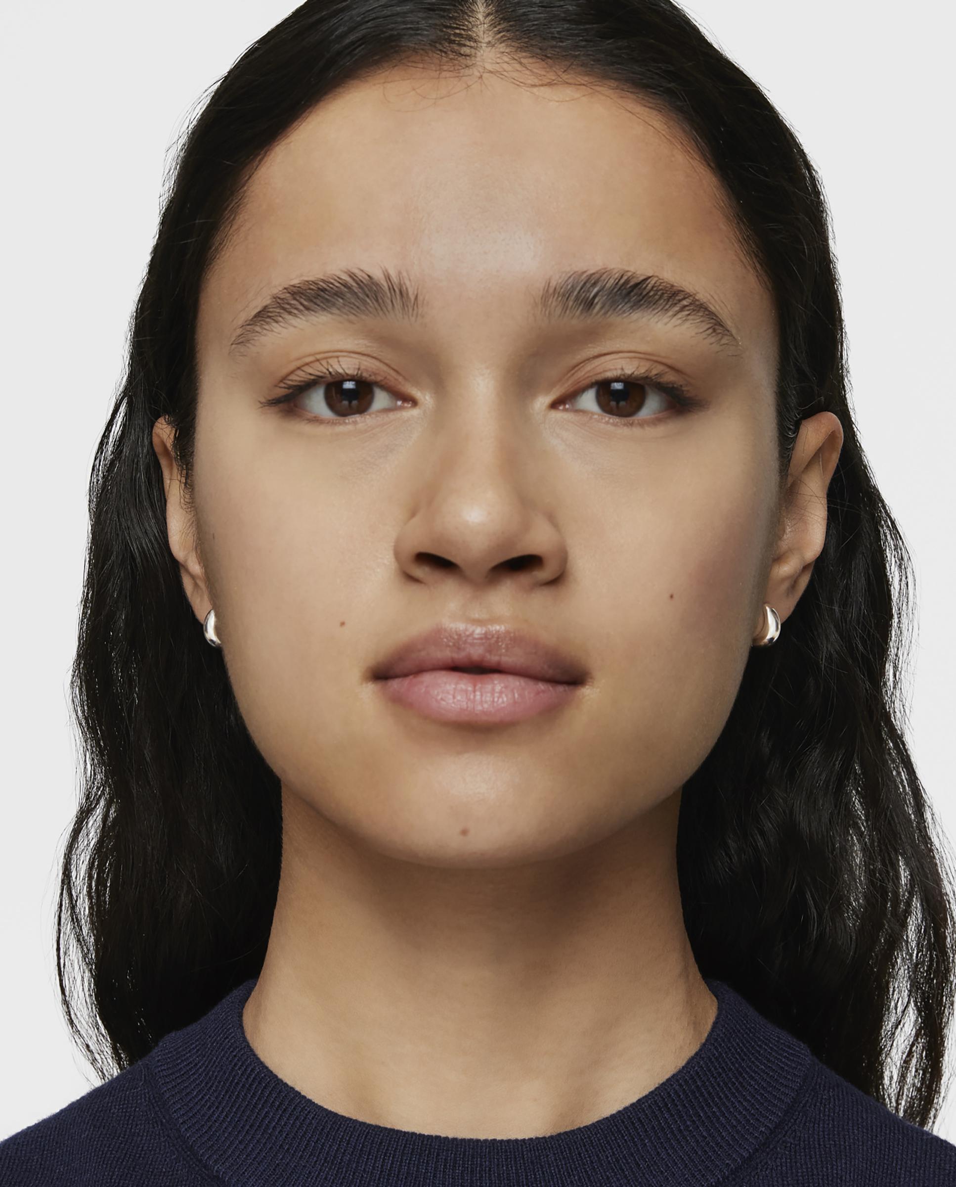 Brincos de Aro Básico Curto Grosso de Prata Prateado-4