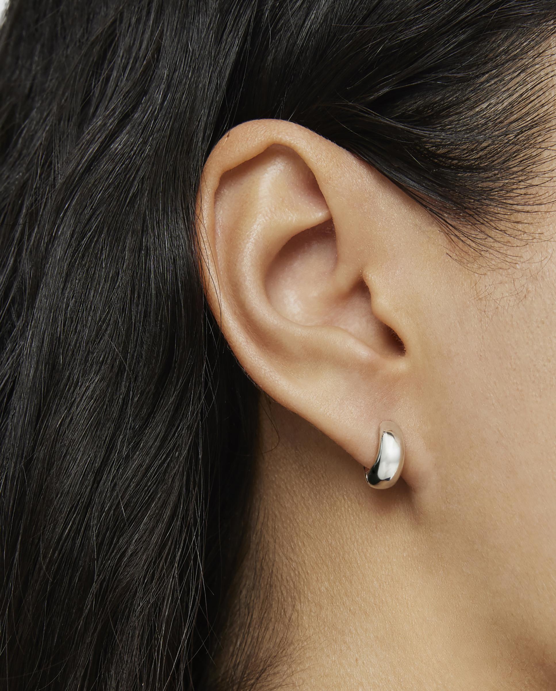 Brincos de Aro Básico Curto Grosso de Prata Prateado-6