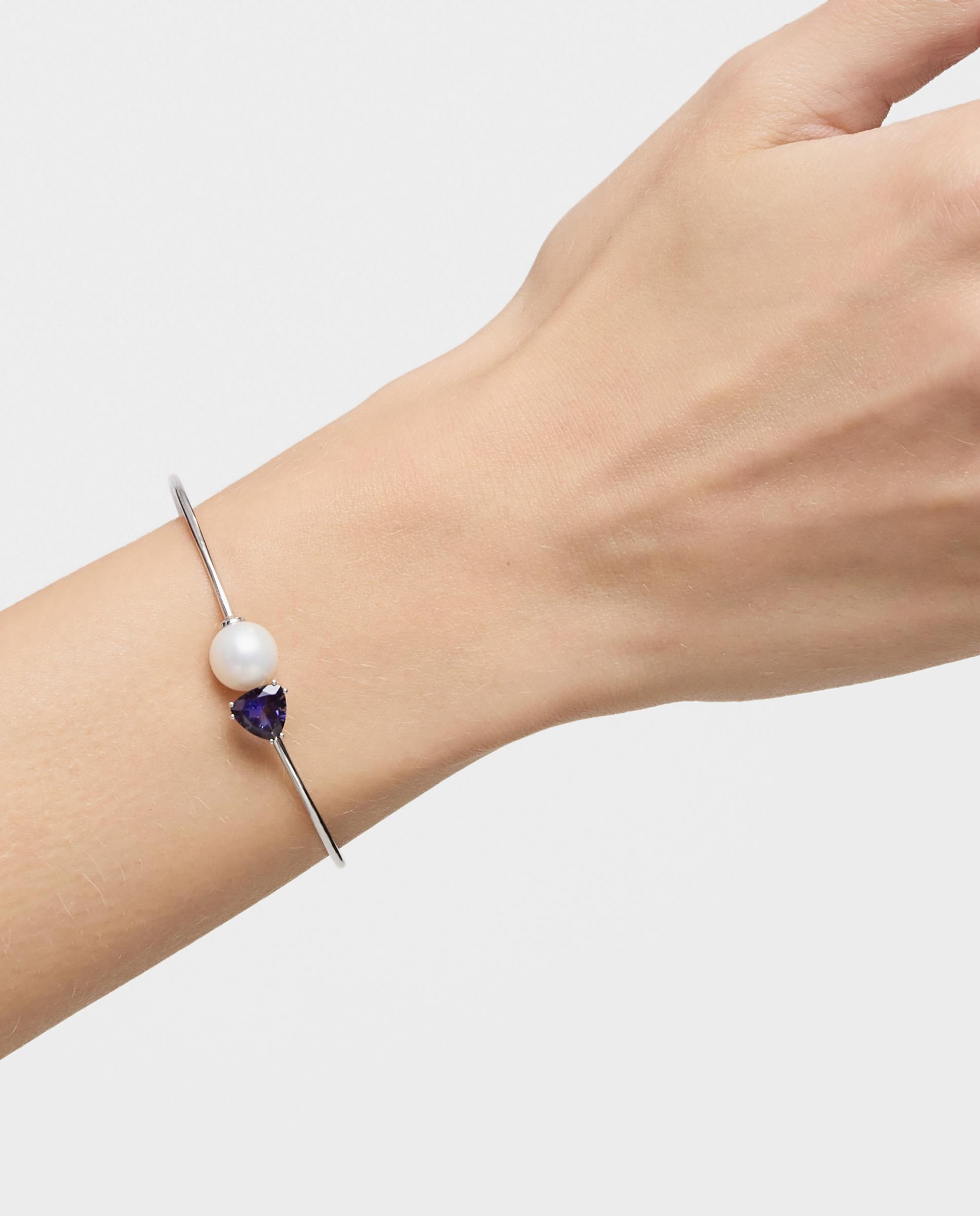 Pulseira de Corrente Ivette de Ouro Branco com Iolita e Pérola Branco-4