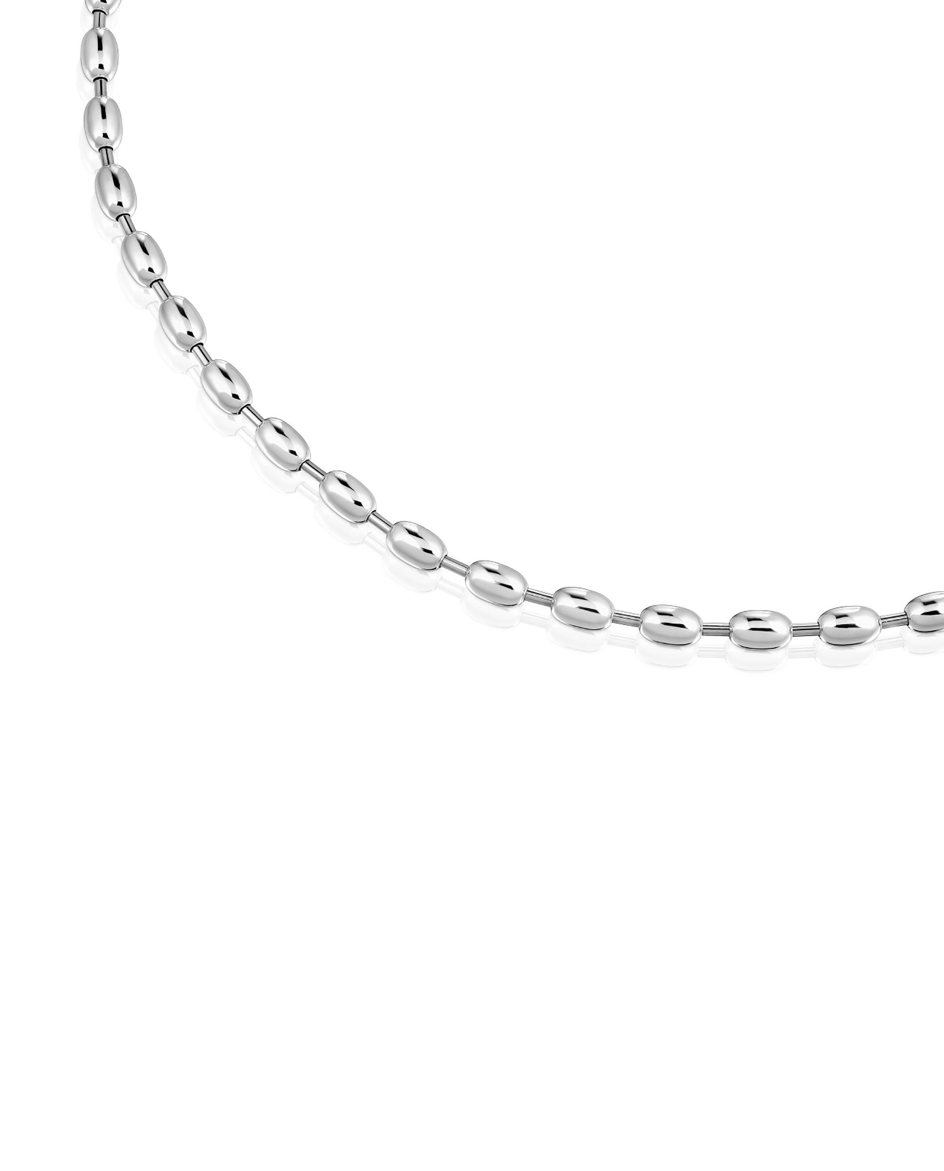Colar Hold Oval de Prata com Bolas Prateado-3