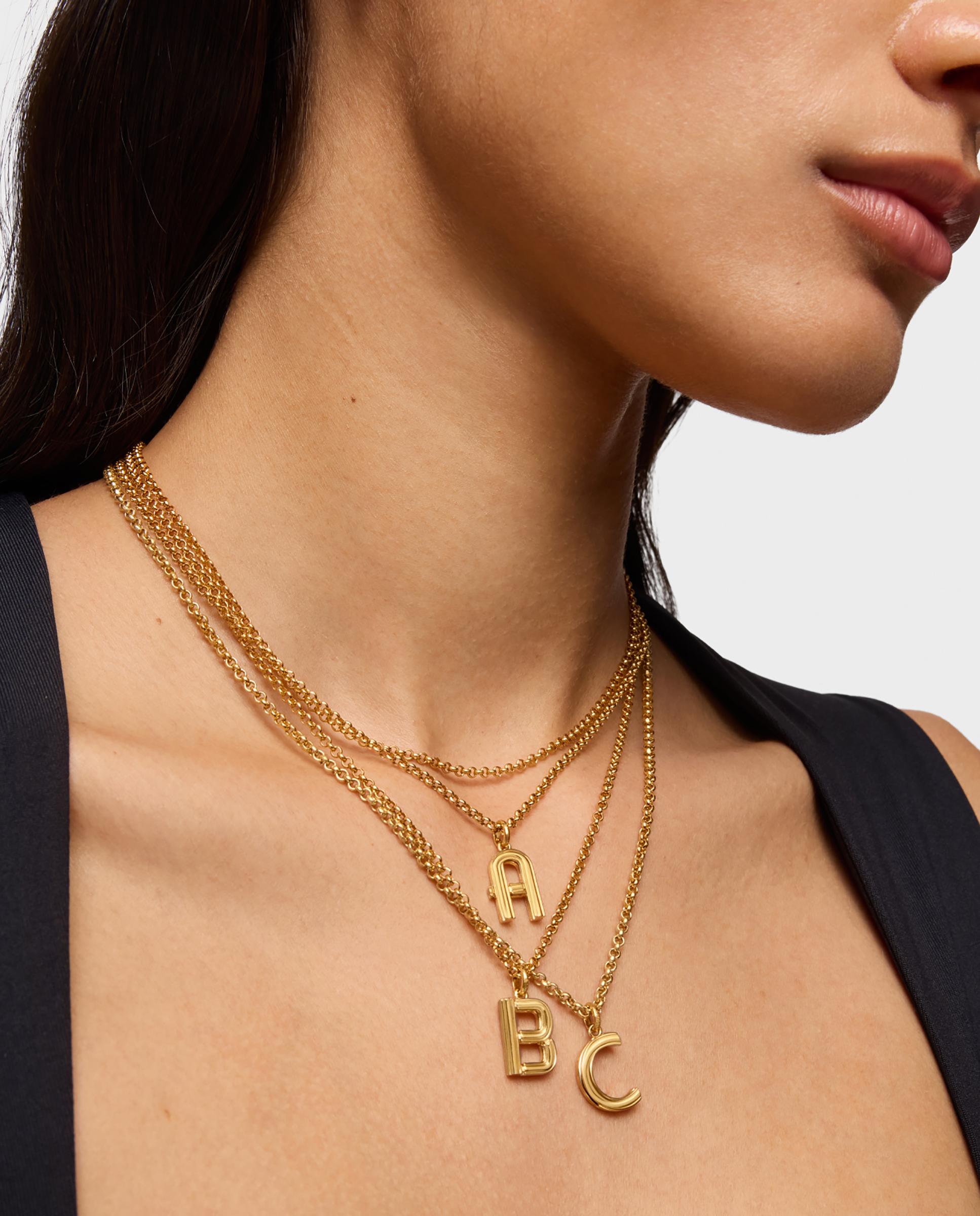 Pendente Alphabet Médio Letra J Banhado a Ouro 18 Kt Sobre Prata Dourado-5