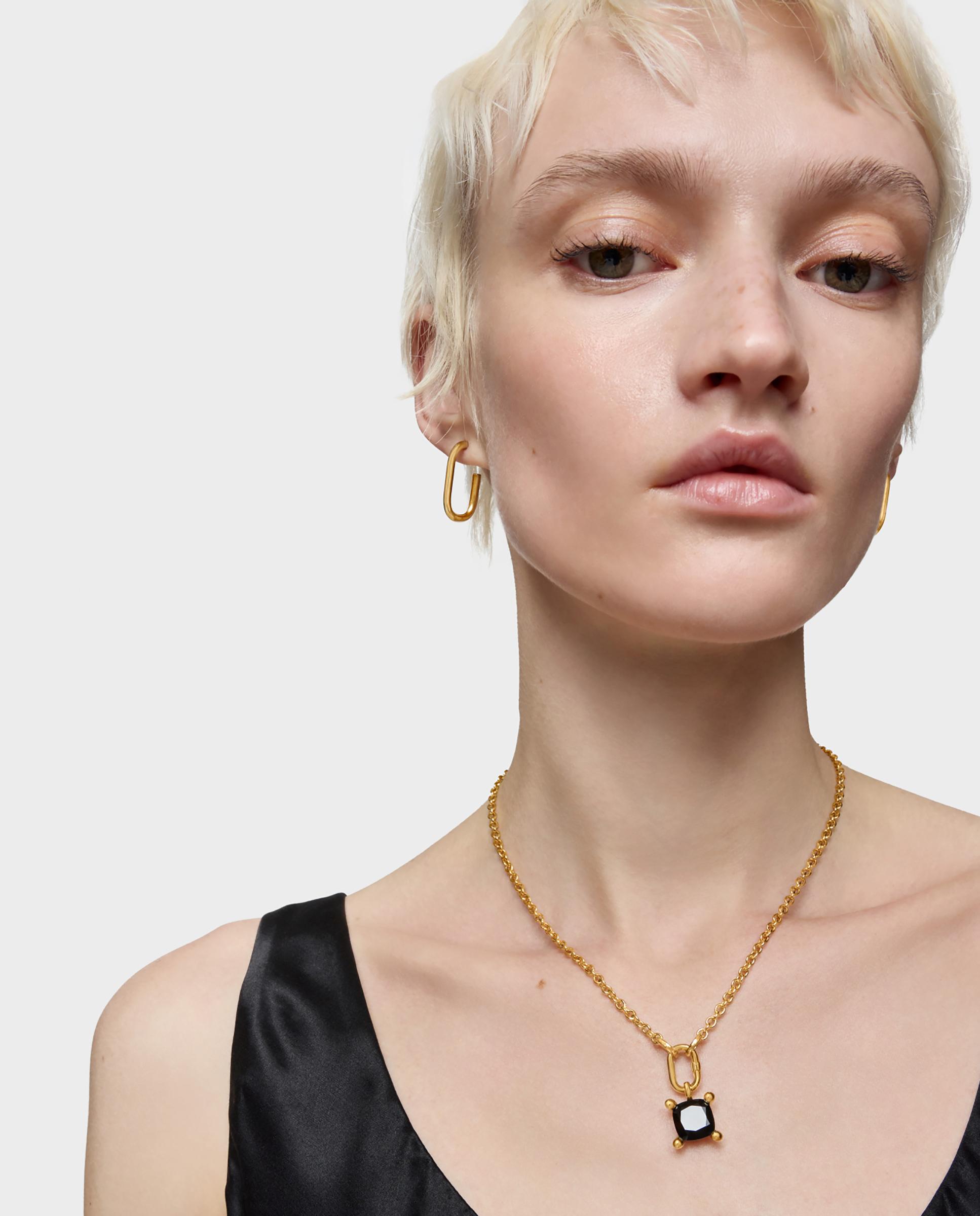 Pendente em Black Pequeno Banhado a Ouro 18 Kt Sobre Prata com Ónix Preto-4