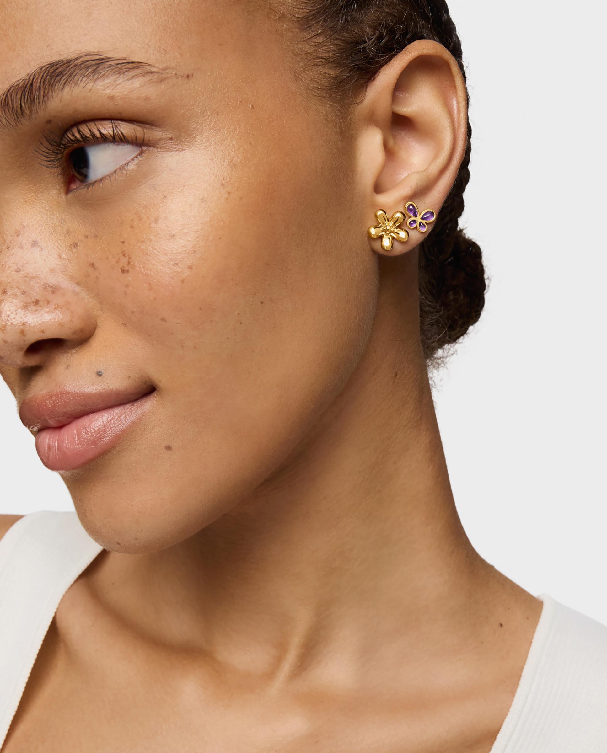 Brincos Daisy Flor Banhados a Ouro de 18 Kt Sobre Prata Dourado-5