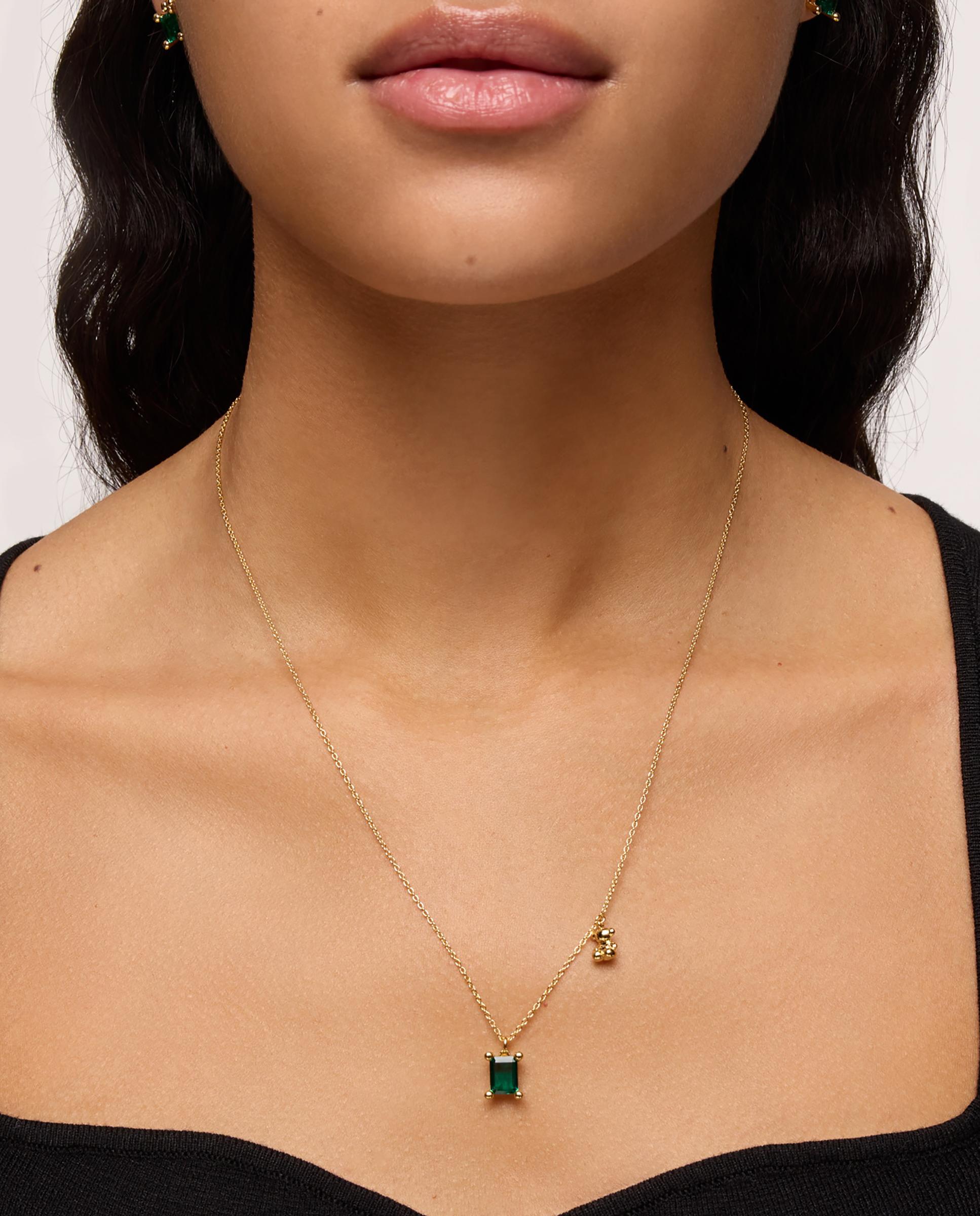 Colar Bold Bear Lgg Curto com Urso Banhado em Ouro 18 Kt Sobre Prata e Esmeralda Criada em Laboratório Verde-5