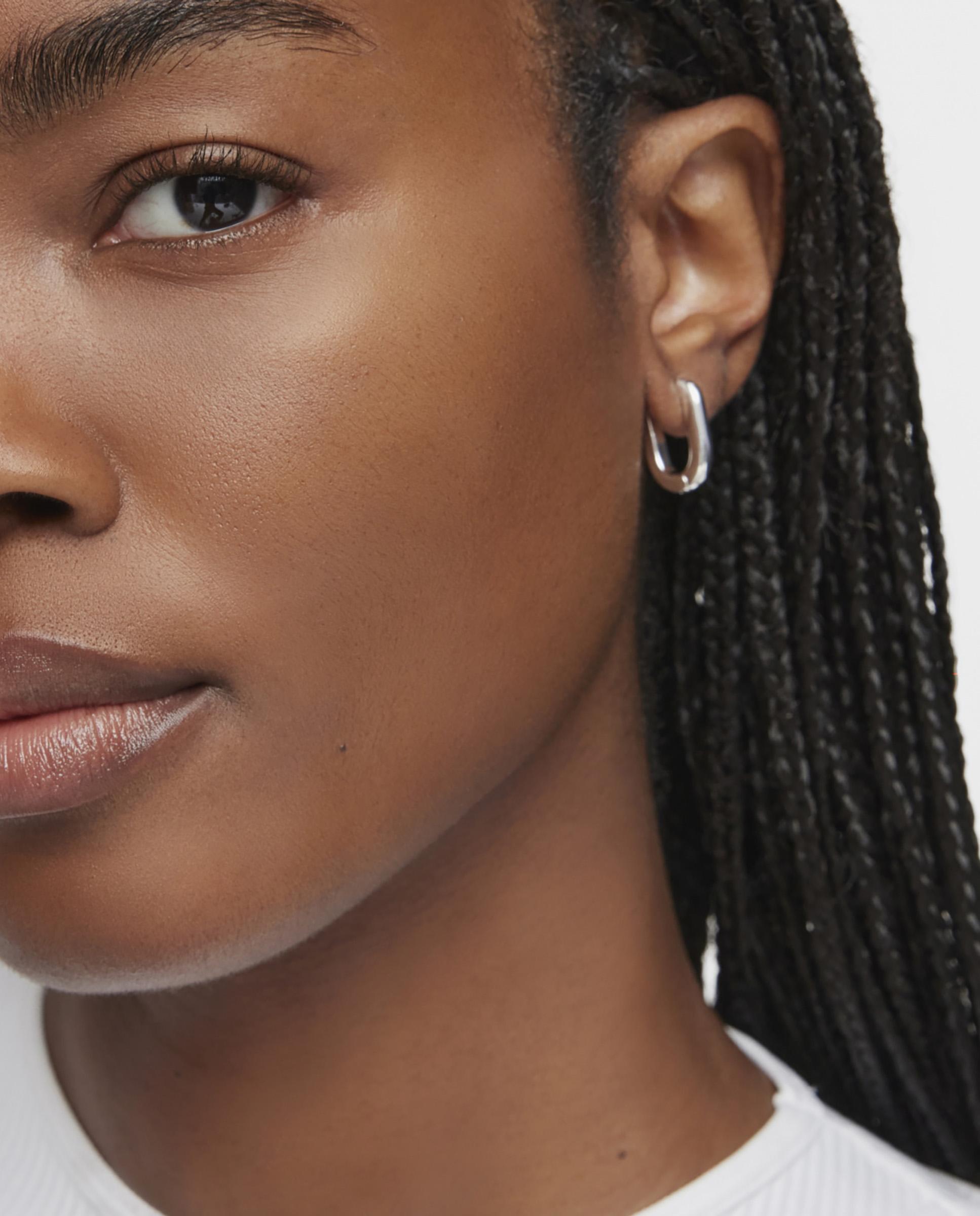 Brincos de Argola Básicos Curtos de Prata Prateado-5