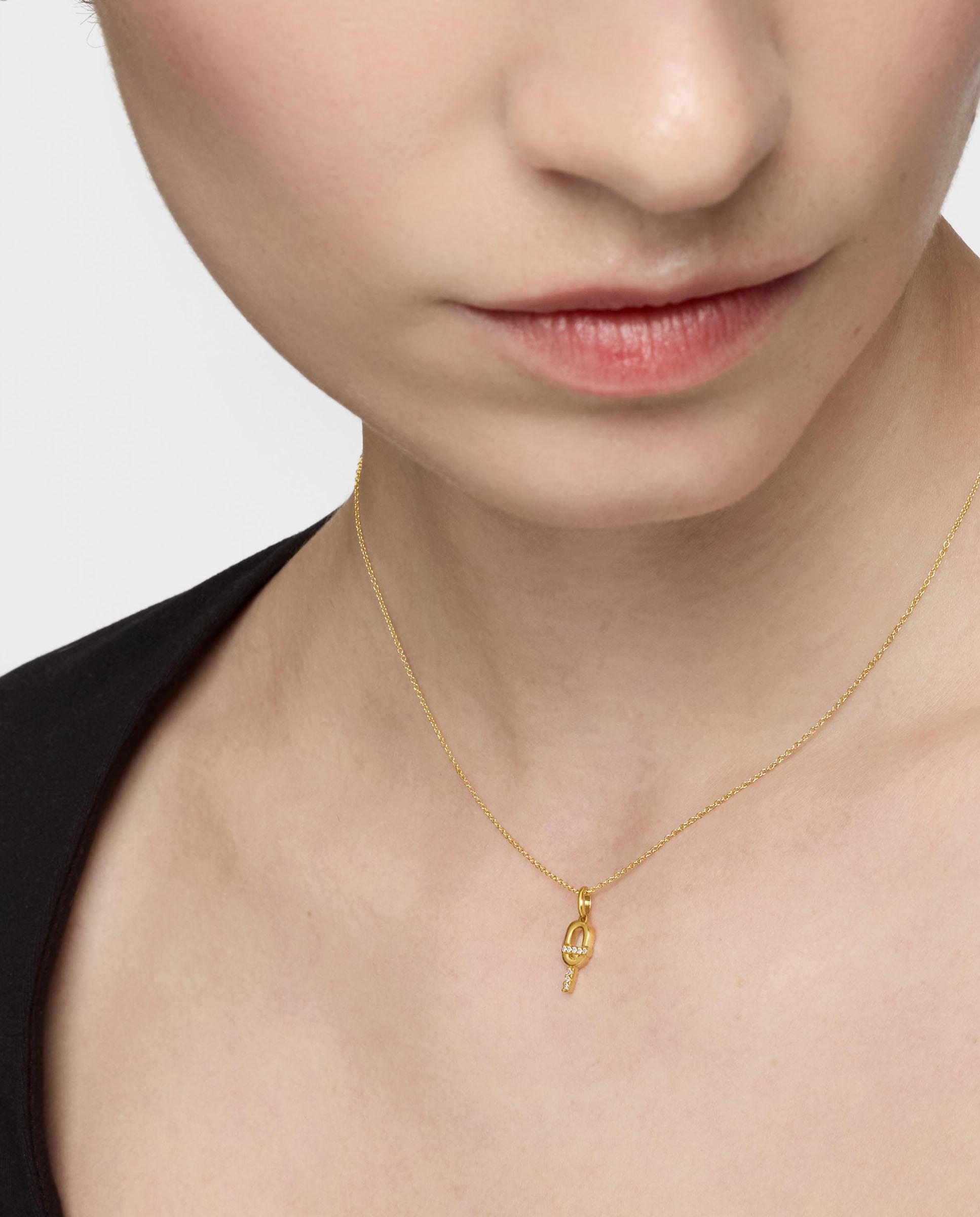 Pendente Manifesto de Ouro 14 Kt e Diamantes Branco-5