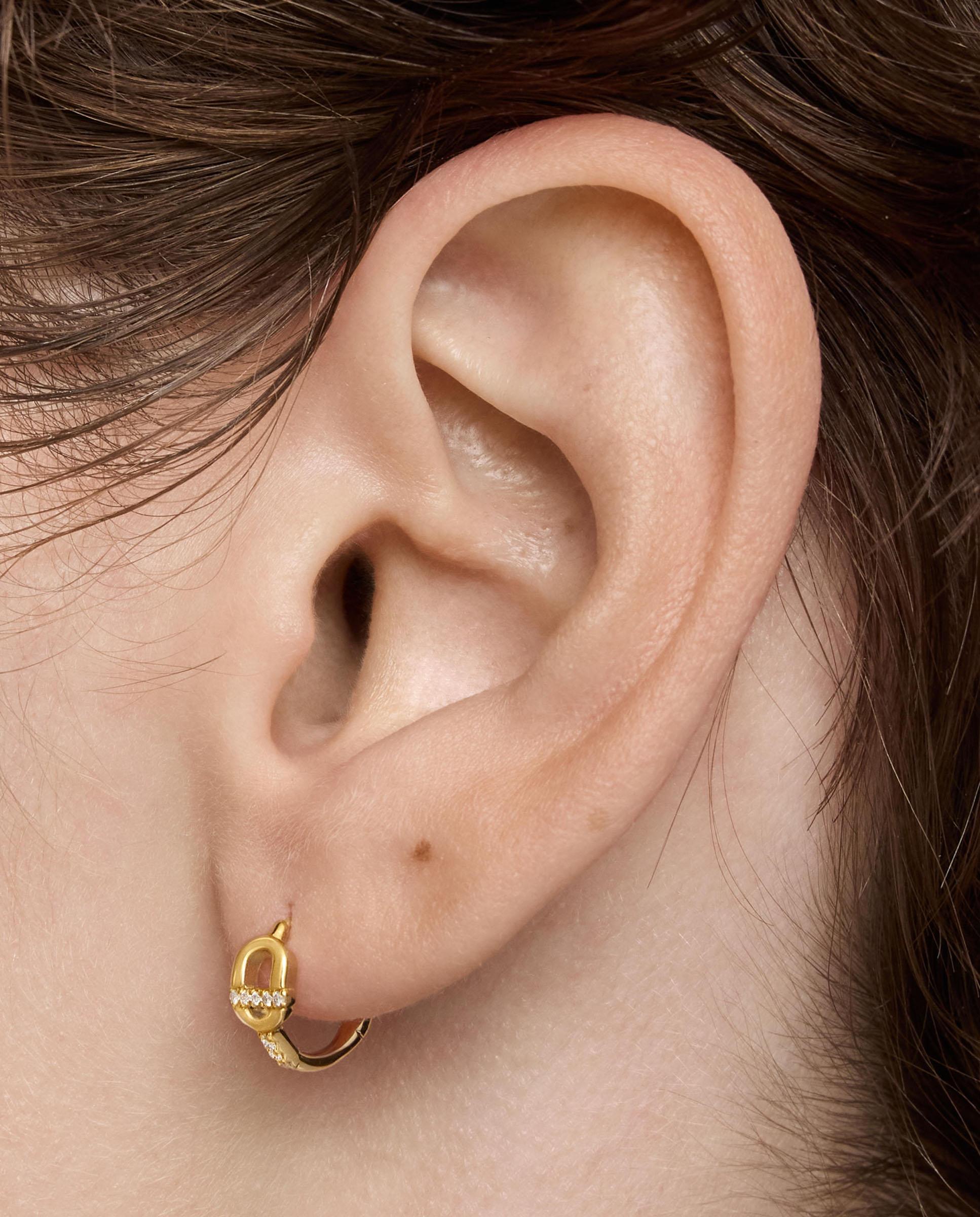 Brincos de Aro Manifesto com Ouro 14 Kt e Diamantes Branco-6