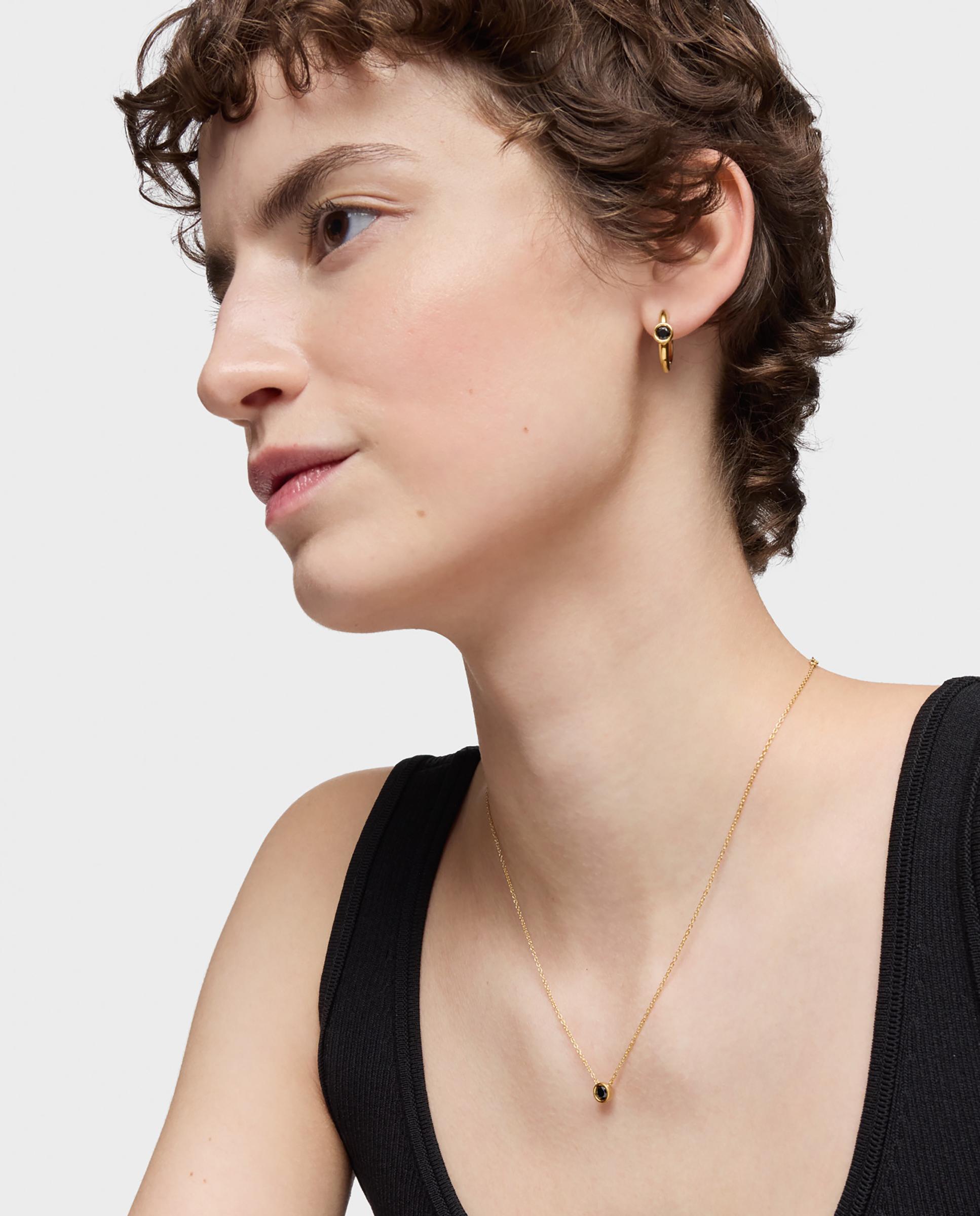 Colar Curto com Banho de Ouro 18 Kt Sobre Prata e Espinela Negra Line Preto-3