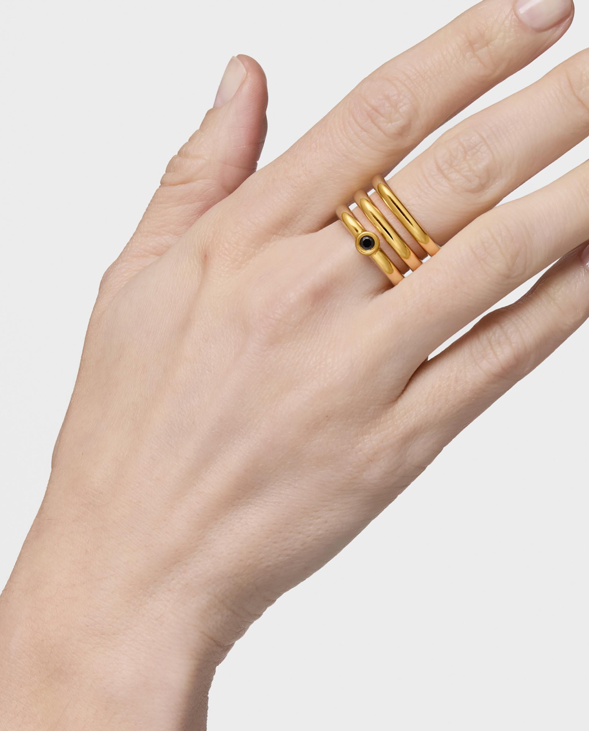 Anel Triplo Line Banhado a Ouro 18 Kt Prateado e Espinela Preto-6