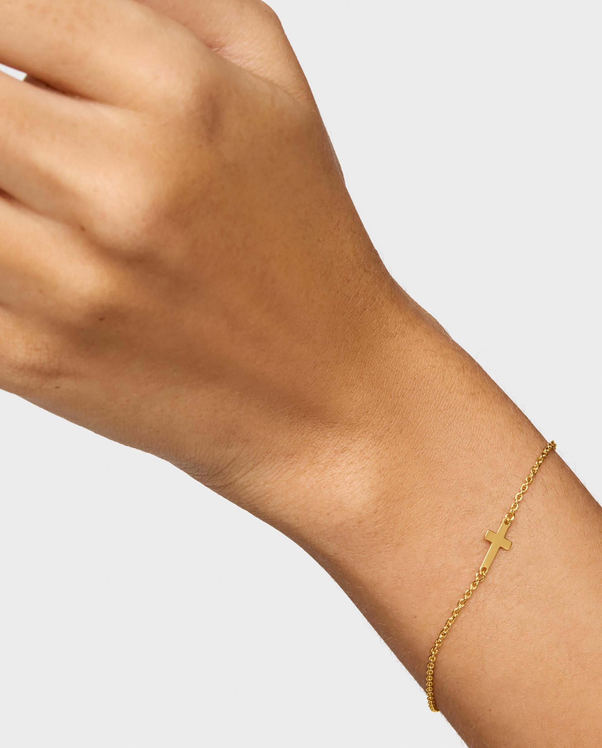 Pulseira de Corrente com Motivos Cruz com Banho de Ouro 18 Kt Sobre Prata Dourado-4