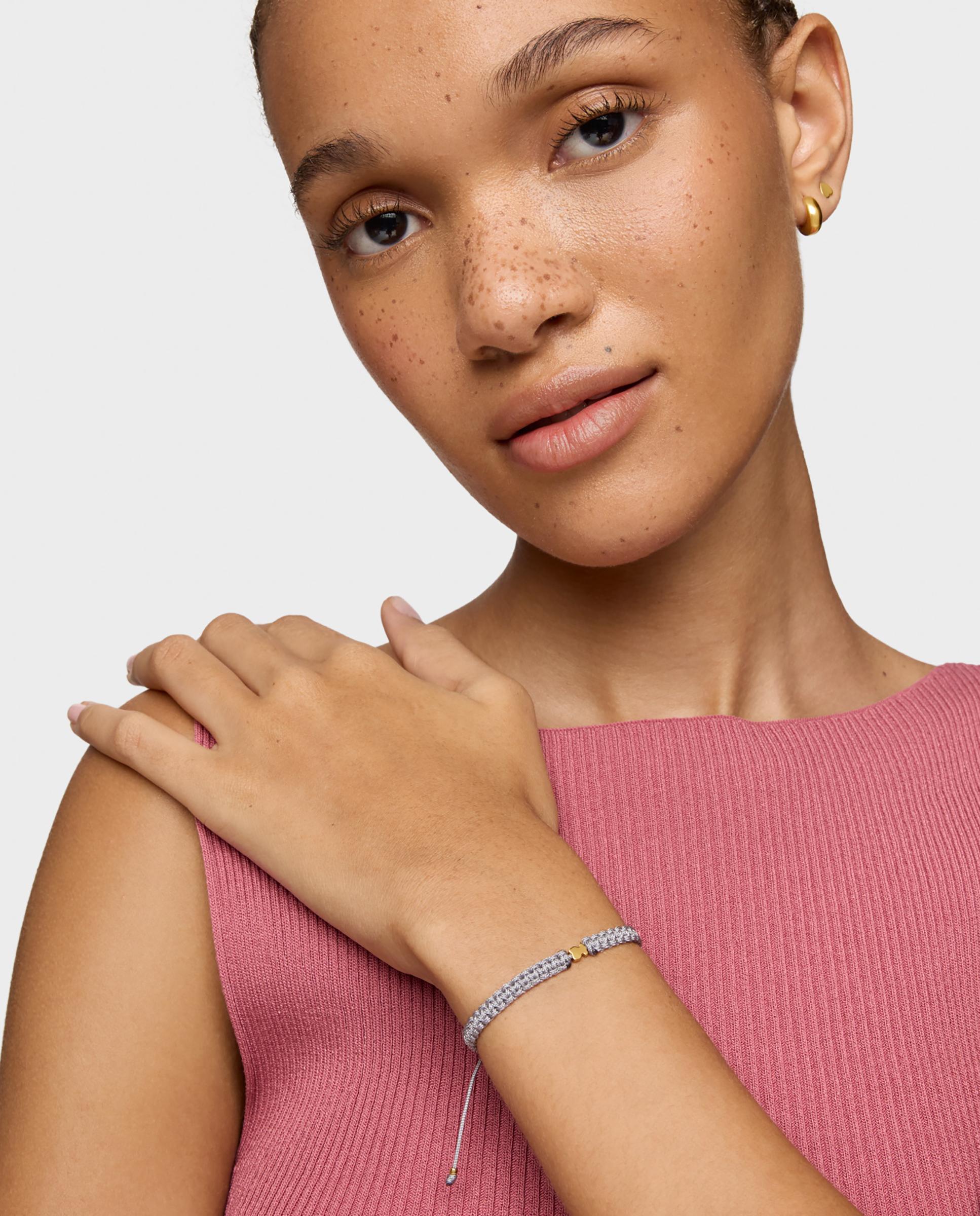 Pulseira Motivos Urso com Banho de Ouro 18 Kt Sobre Prata e Nylon em Cinzento Multicolor-4