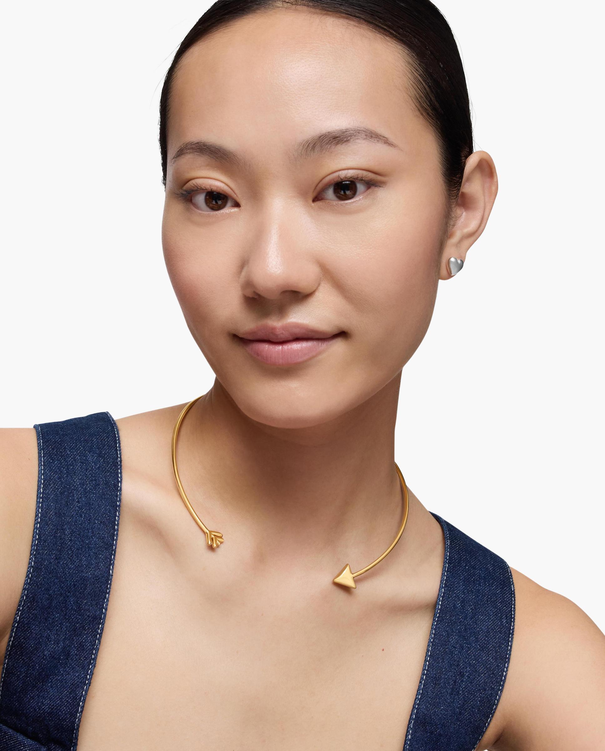 Colar Curto Flechazo Banhado a Ouro 18 Kt Sobre Prata Dourado-4