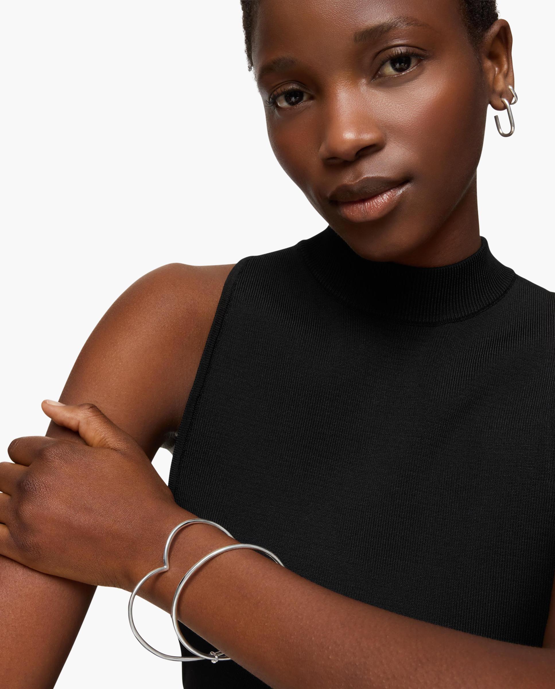 Pulseira Rígida Straight de Prata Dupla com Forma de Coração Prateado-4