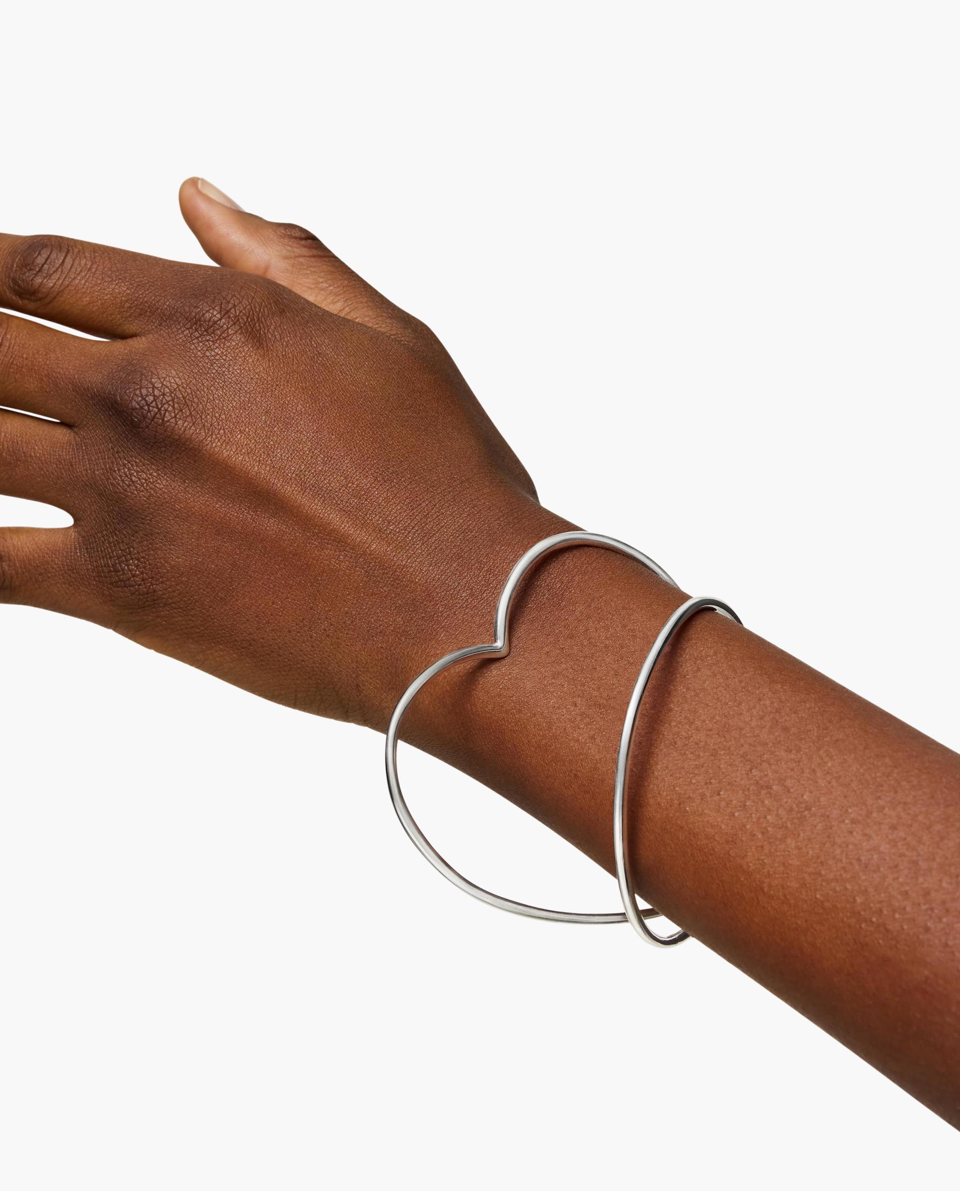 Pulseira Rígida Straight de Prata Dupla com Forma de Coração Prateado-5