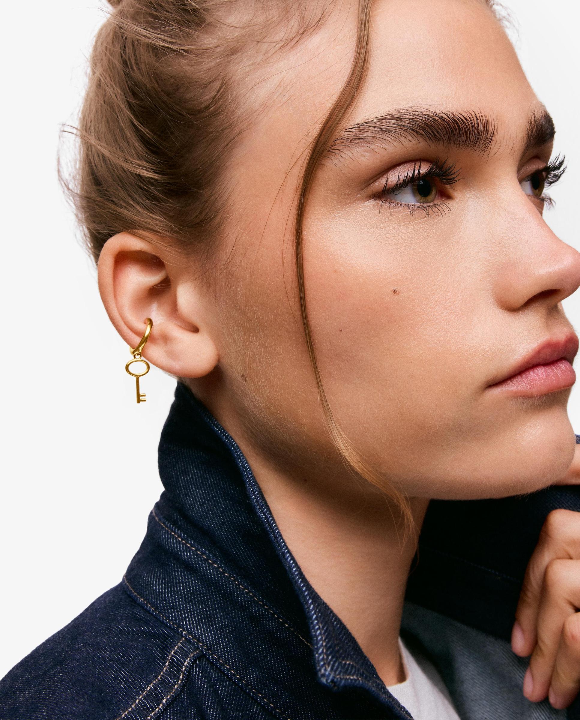 Brinco Individual Earcuff Chave de Aço Dourado Tous Charming Dourado-4