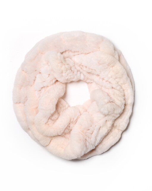 Imagem 0 de Cachecol Infinito e Luvas em Pelo de Rex em Rosa