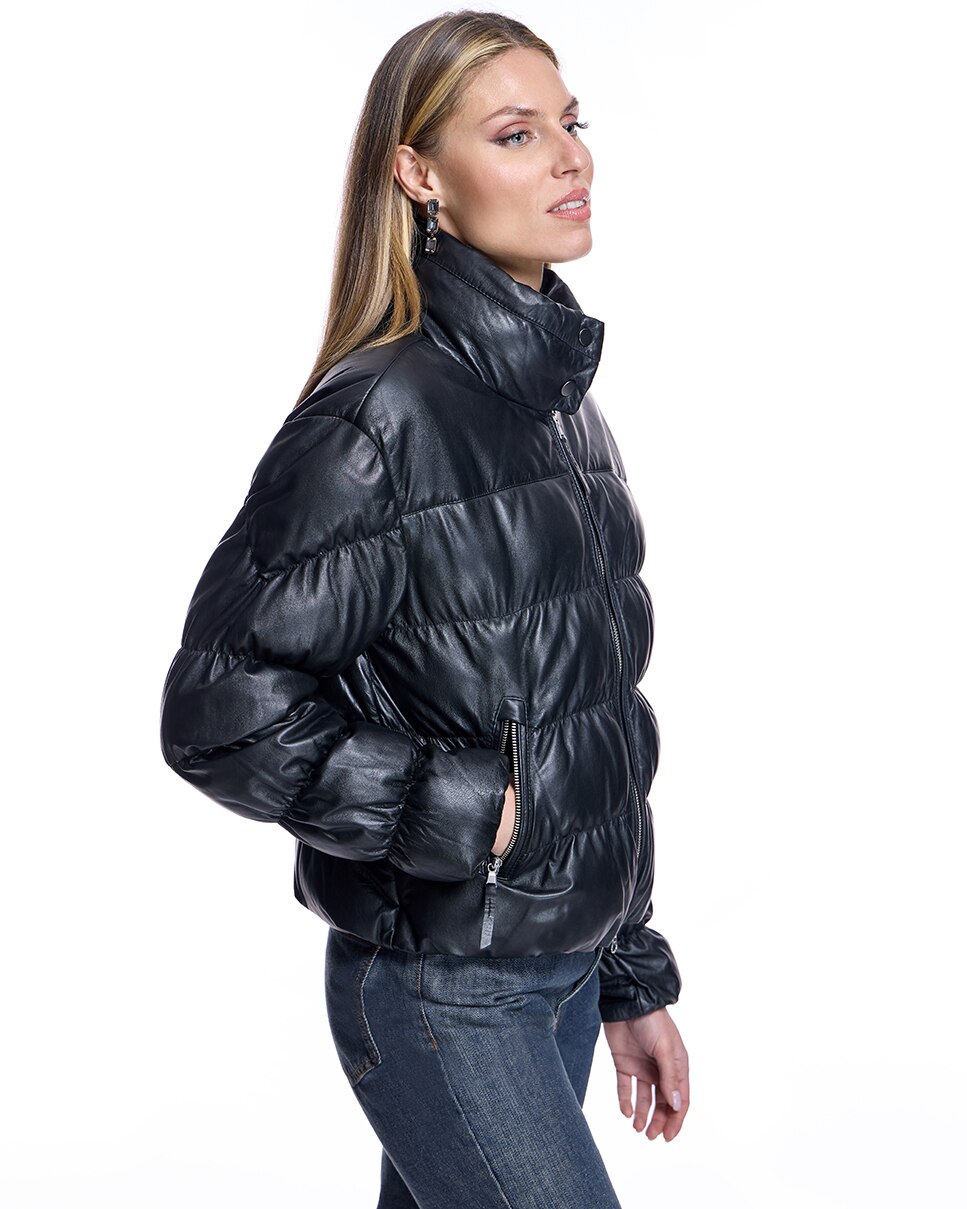 Blusão Acolchoado de Couro Franzido com Fecho Zip e Gola Alta Preto-2
