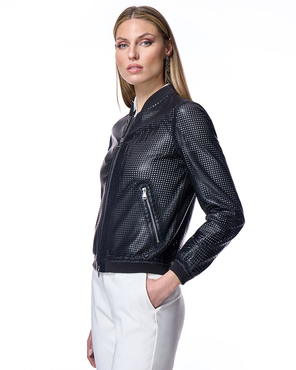 Casaco de Couro Perfurado com Fecho Zip Preto-2