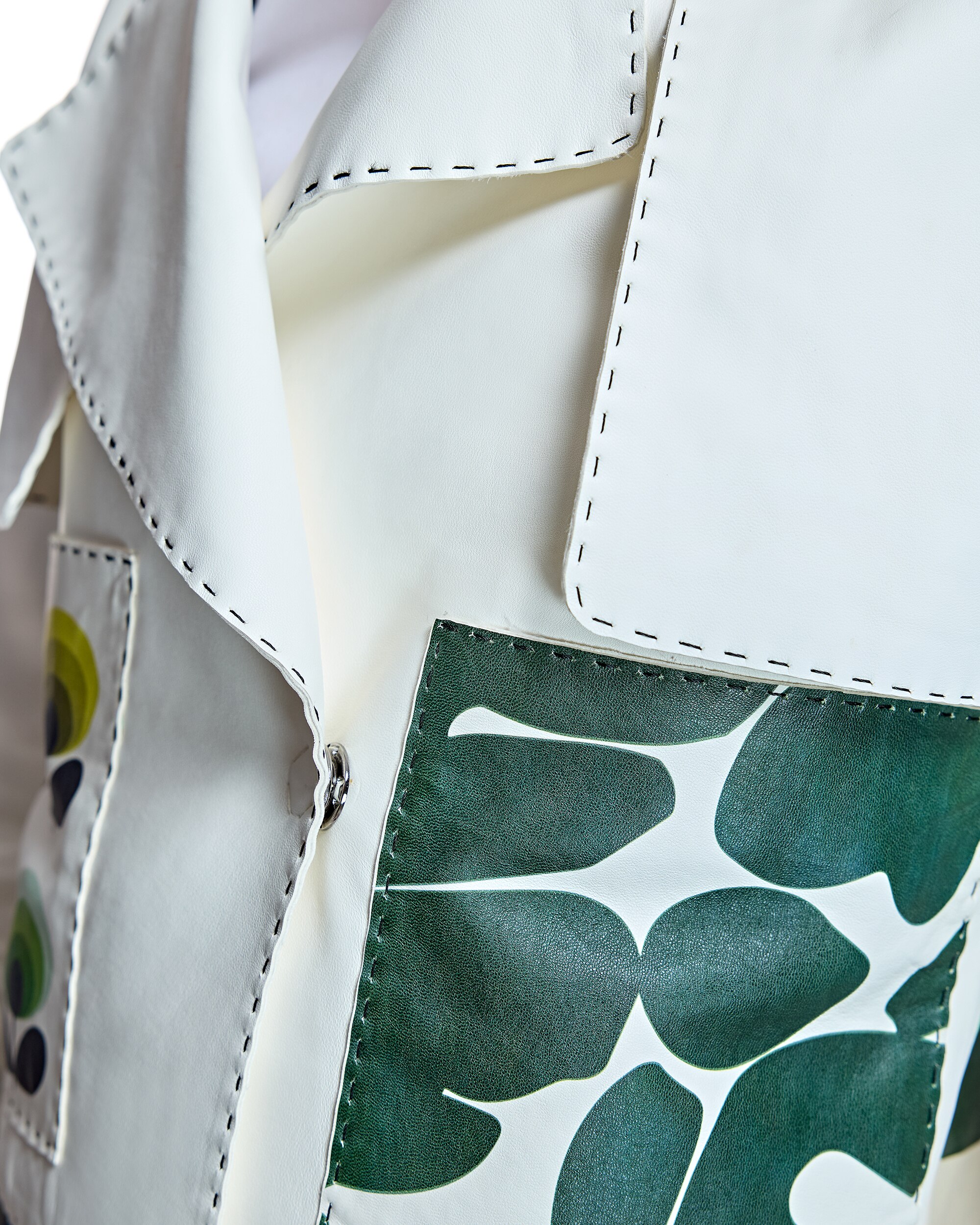 Blusão de Pele com Bolsos Plaqué Impressos Branco / Verde-6