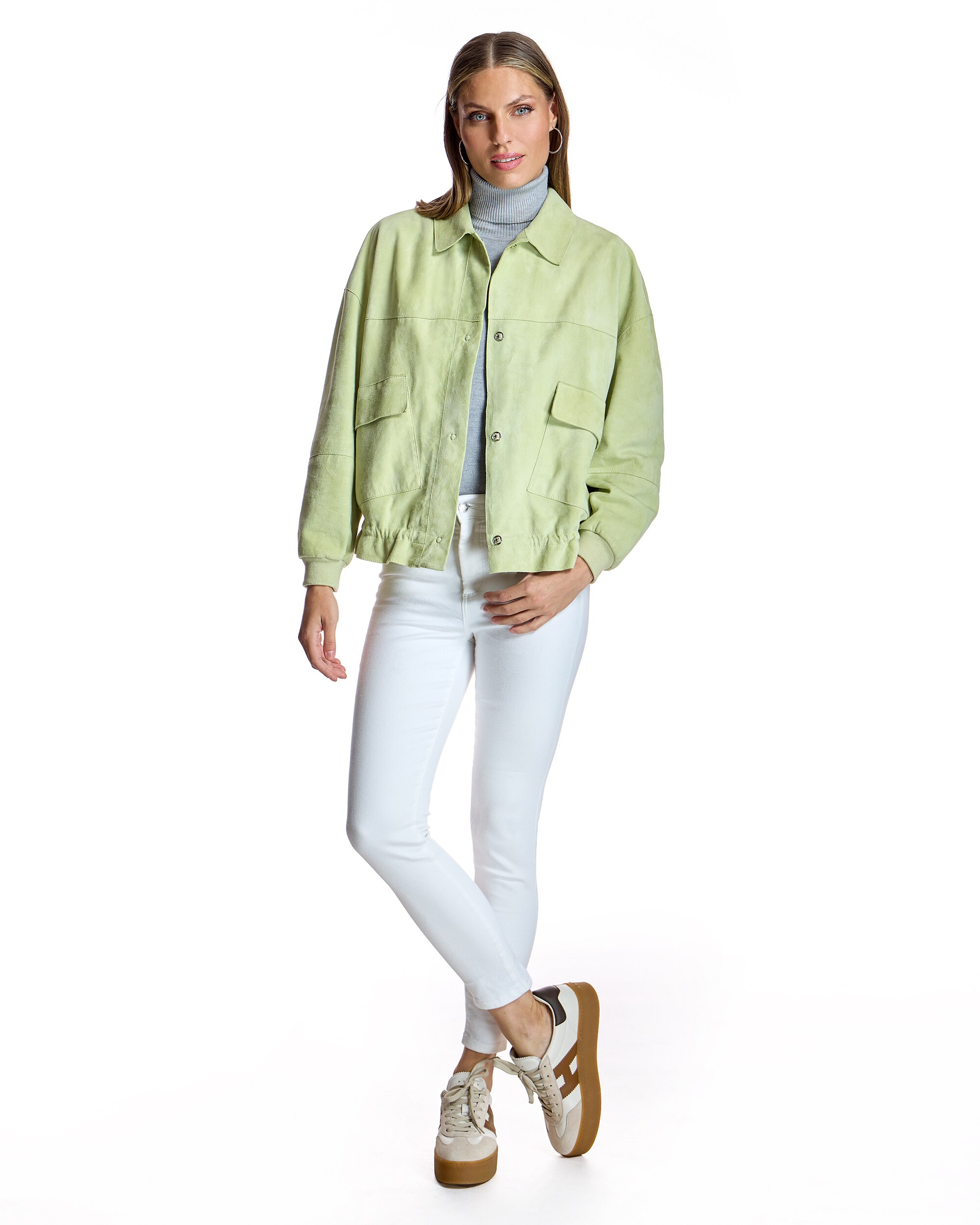 Blusão de Camurça com Gola Tipo Camisa e Bolsos com Aba Verde-claro-4