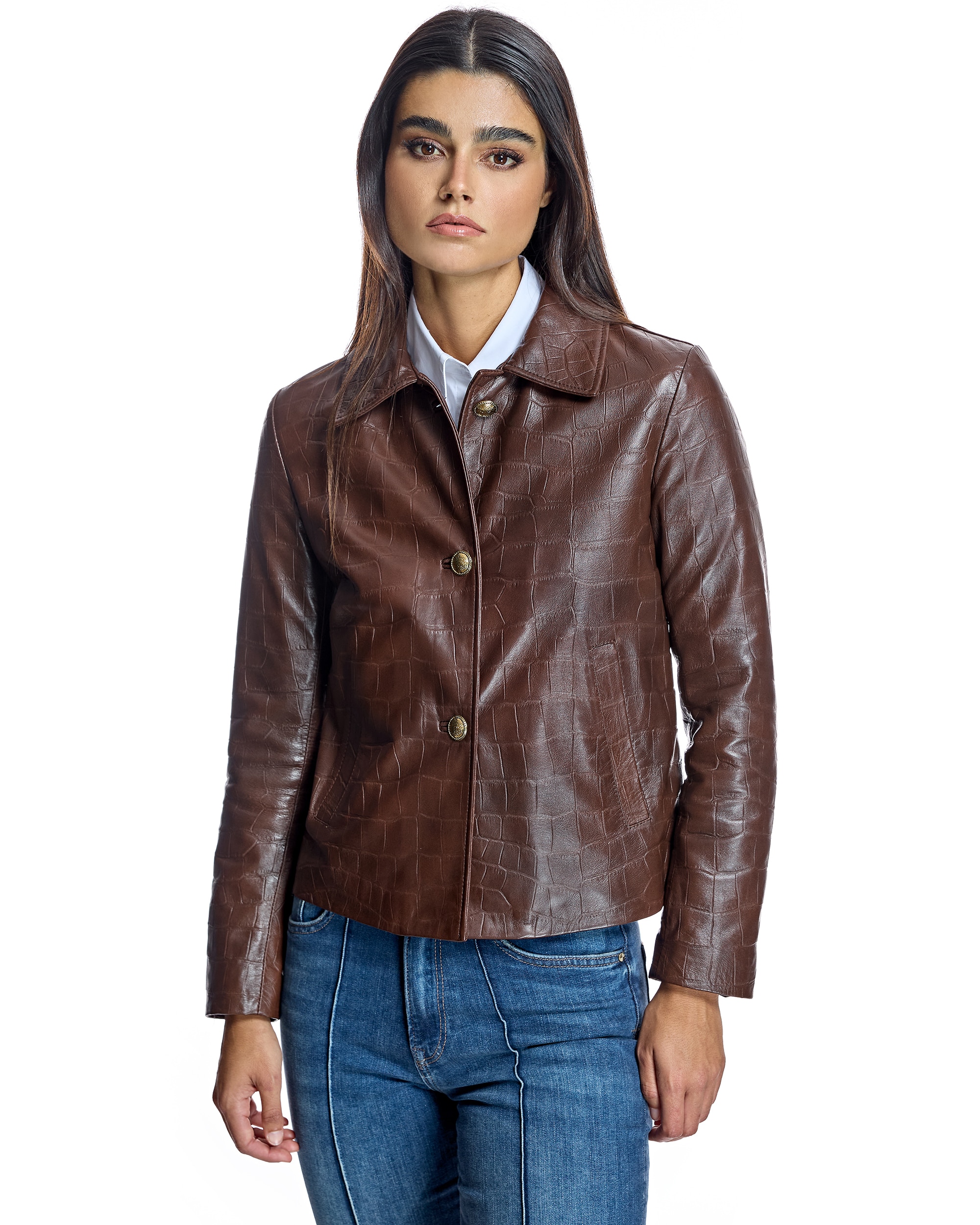 Imagem 0 de Blusão de Pele Gravado com Gola Tipo Camisa