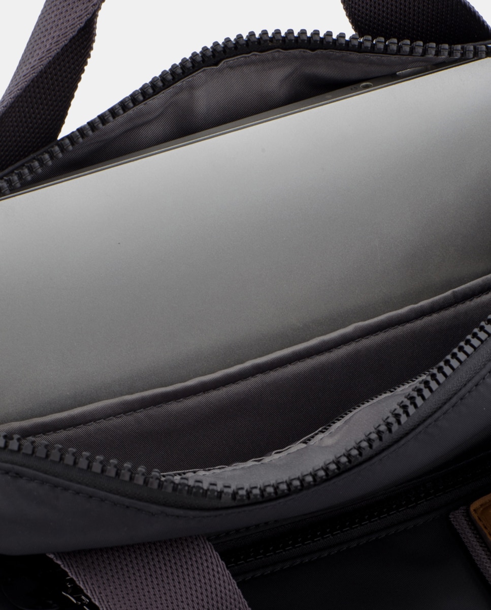 Mala Transformável em Mochila Preto-6