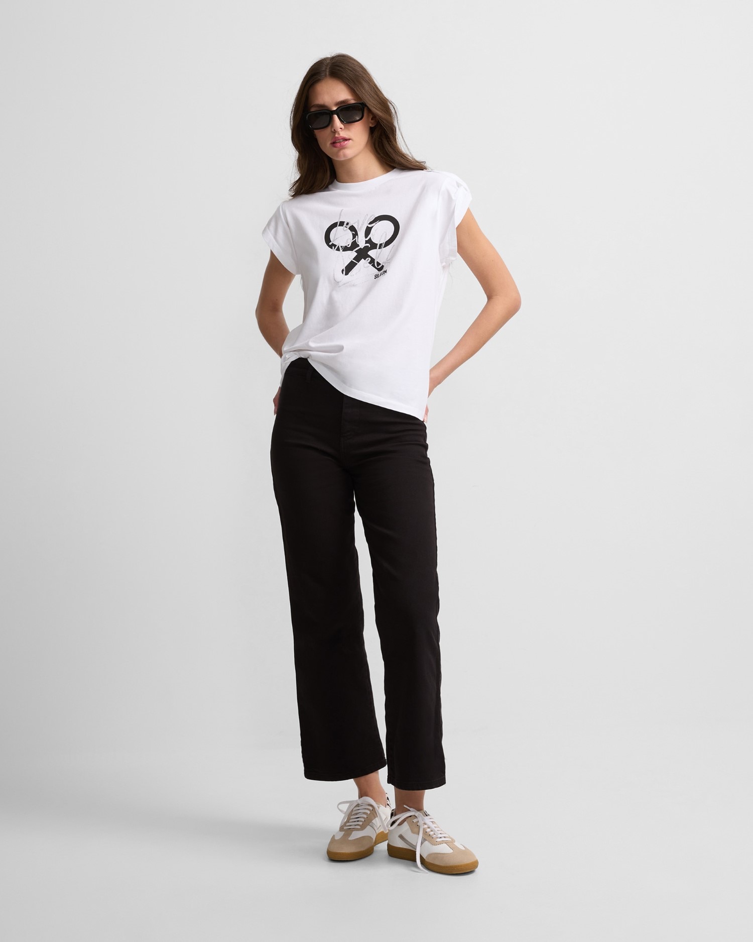 Calças Culotte Lisas Regular Fit Preto-1