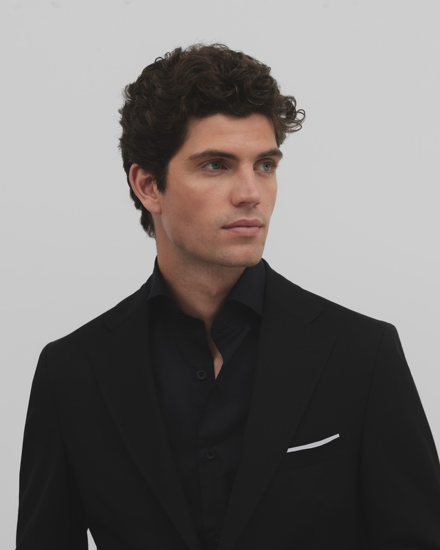 Blazer de Fato Slim Liso em Preto Preto-3