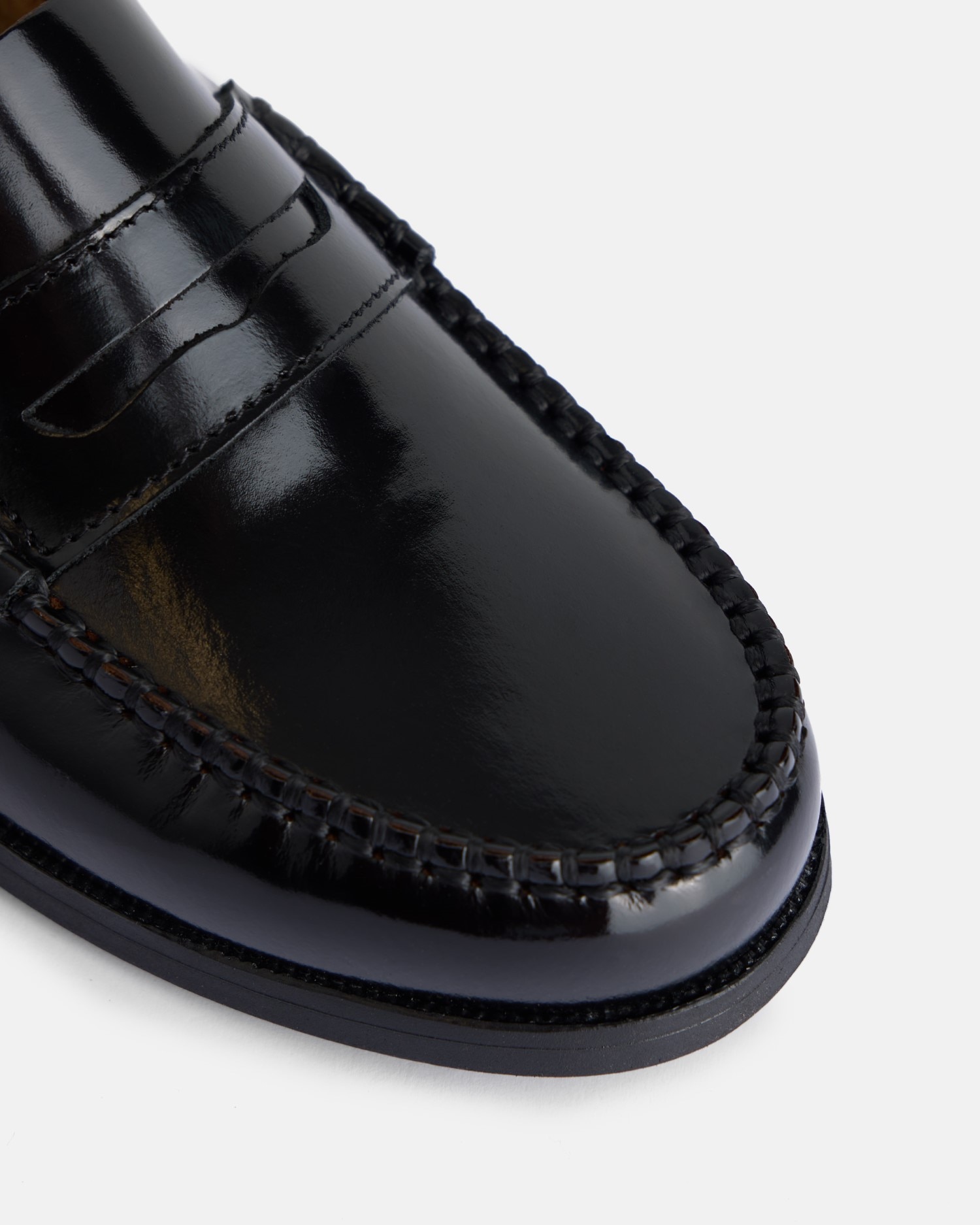 Mocassins Antifaz em Pele Preto-3