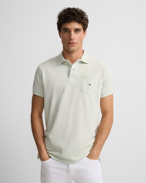 Imagem 0 de Polo Clássico com Bolso em Verde-claro