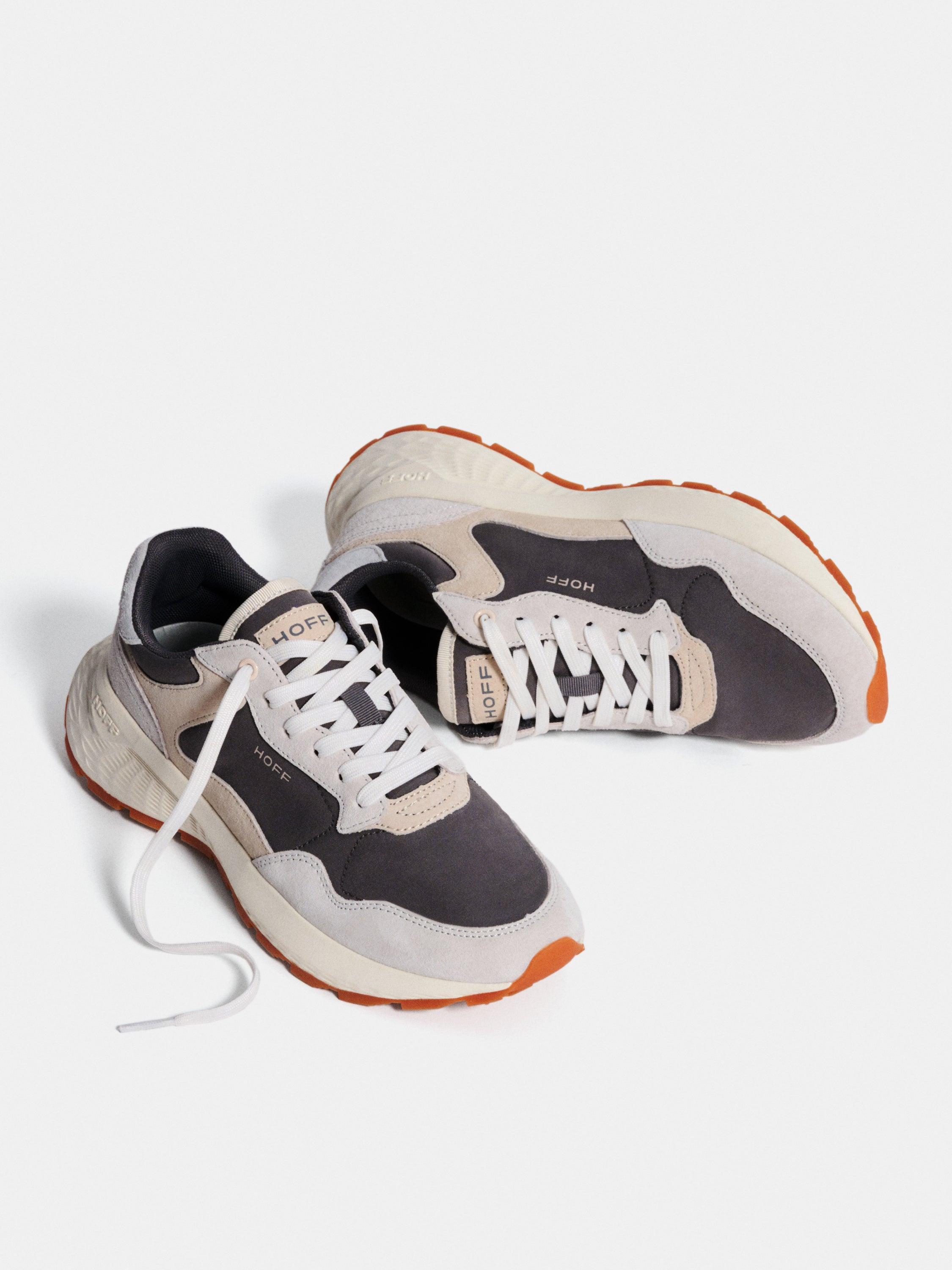 Sapatilhas em Pele com Plataforma Baixa Cinzento-3