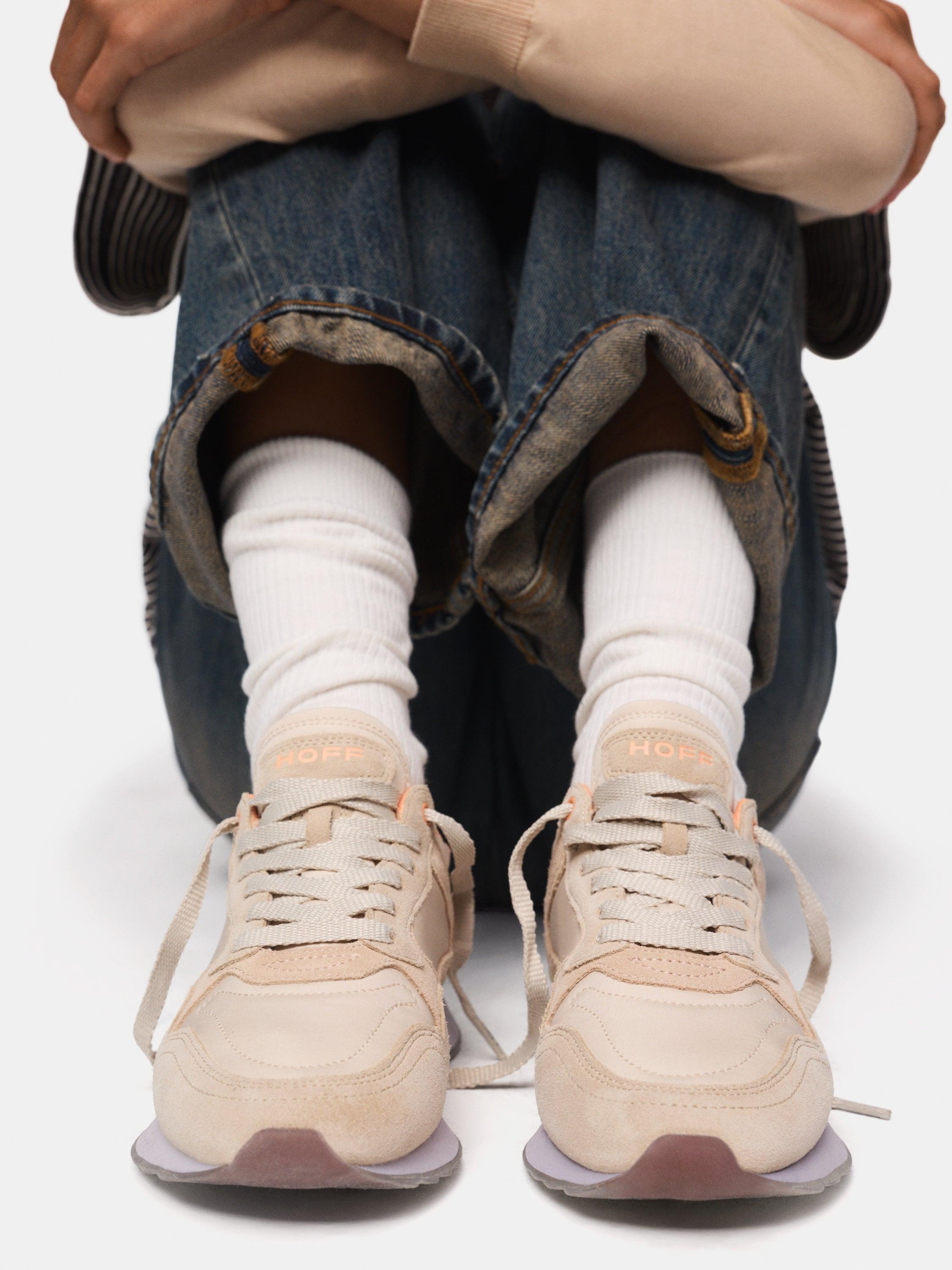 Sapatilhas Baixas em Pele com Sola de Borracha Natural-5