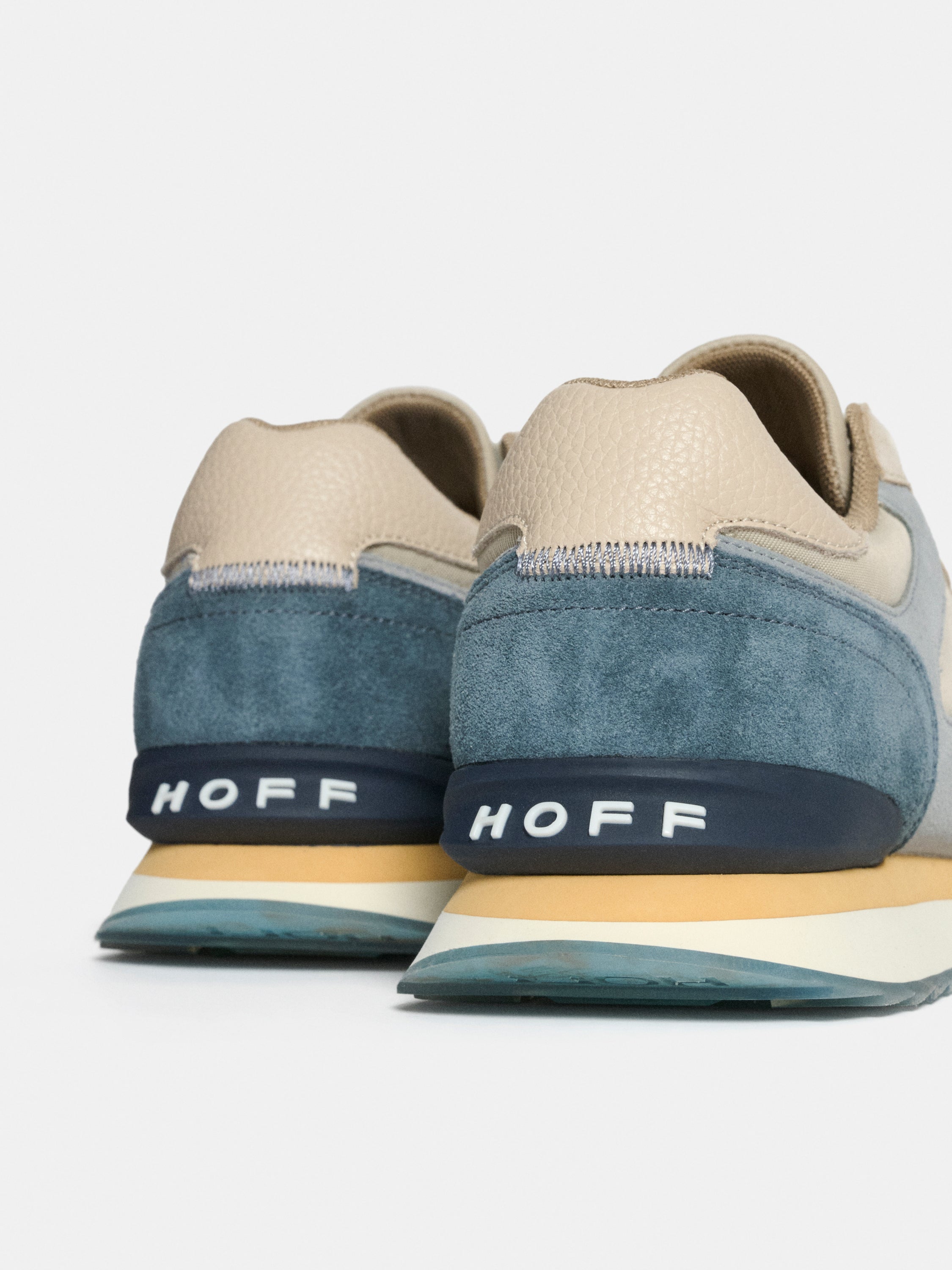 Sapatilhas em Pele com Atacadores Cinzento-5