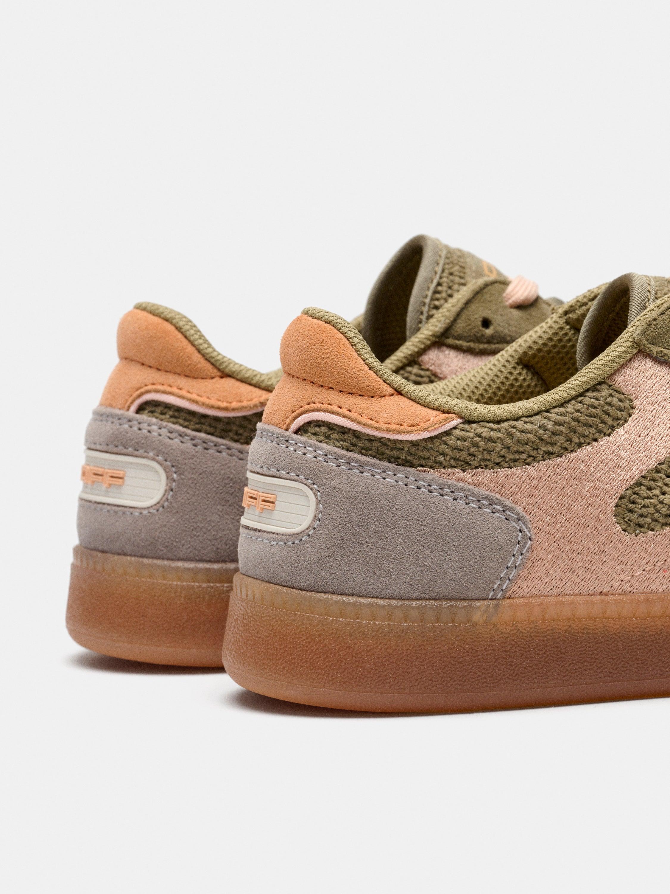 Sapatilhas em Pele com Plataforma Baixa Verde-6