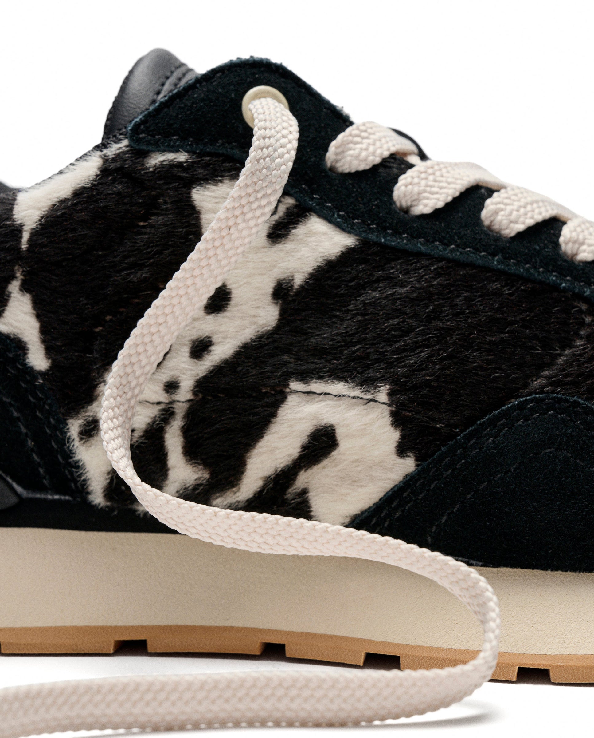 Sapatilhas City Cow Print de Pele Preto-3