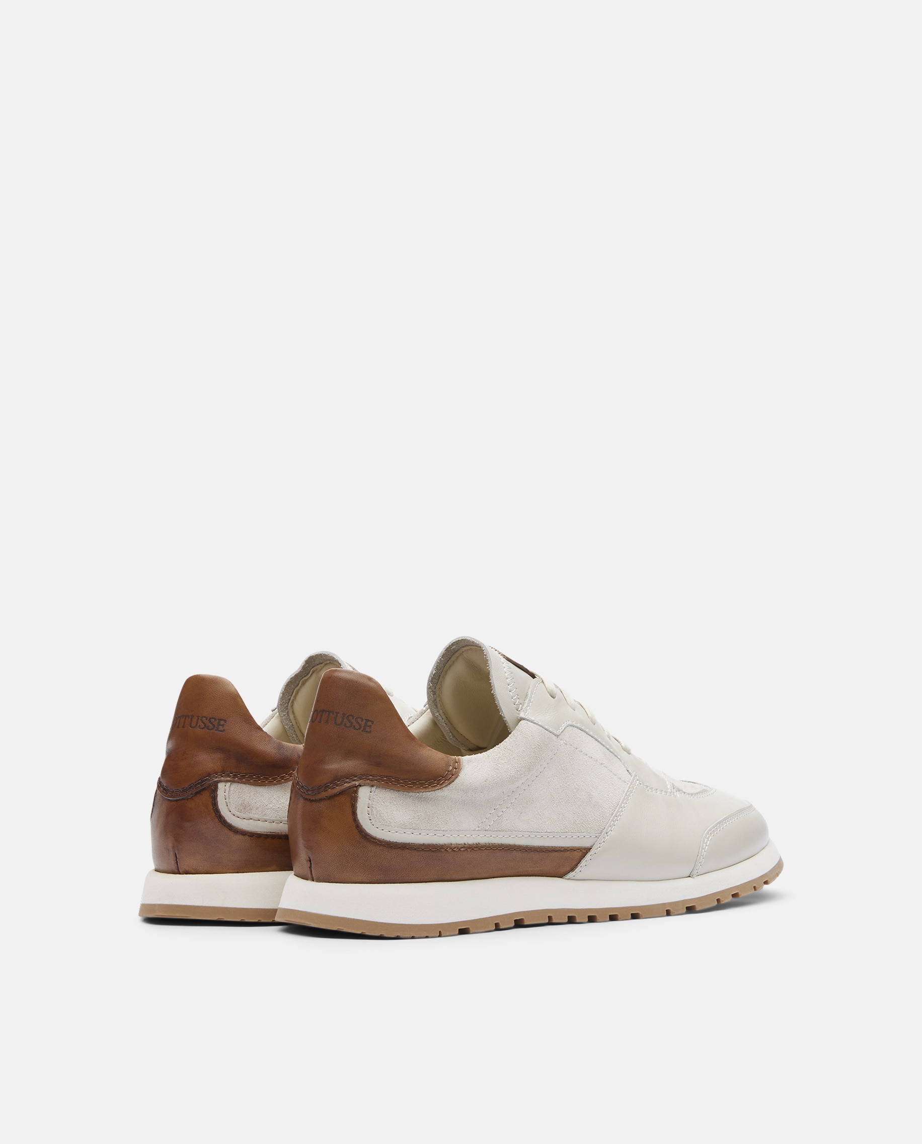Sapatilhas em Pele Macia - Nacarado Creme-3