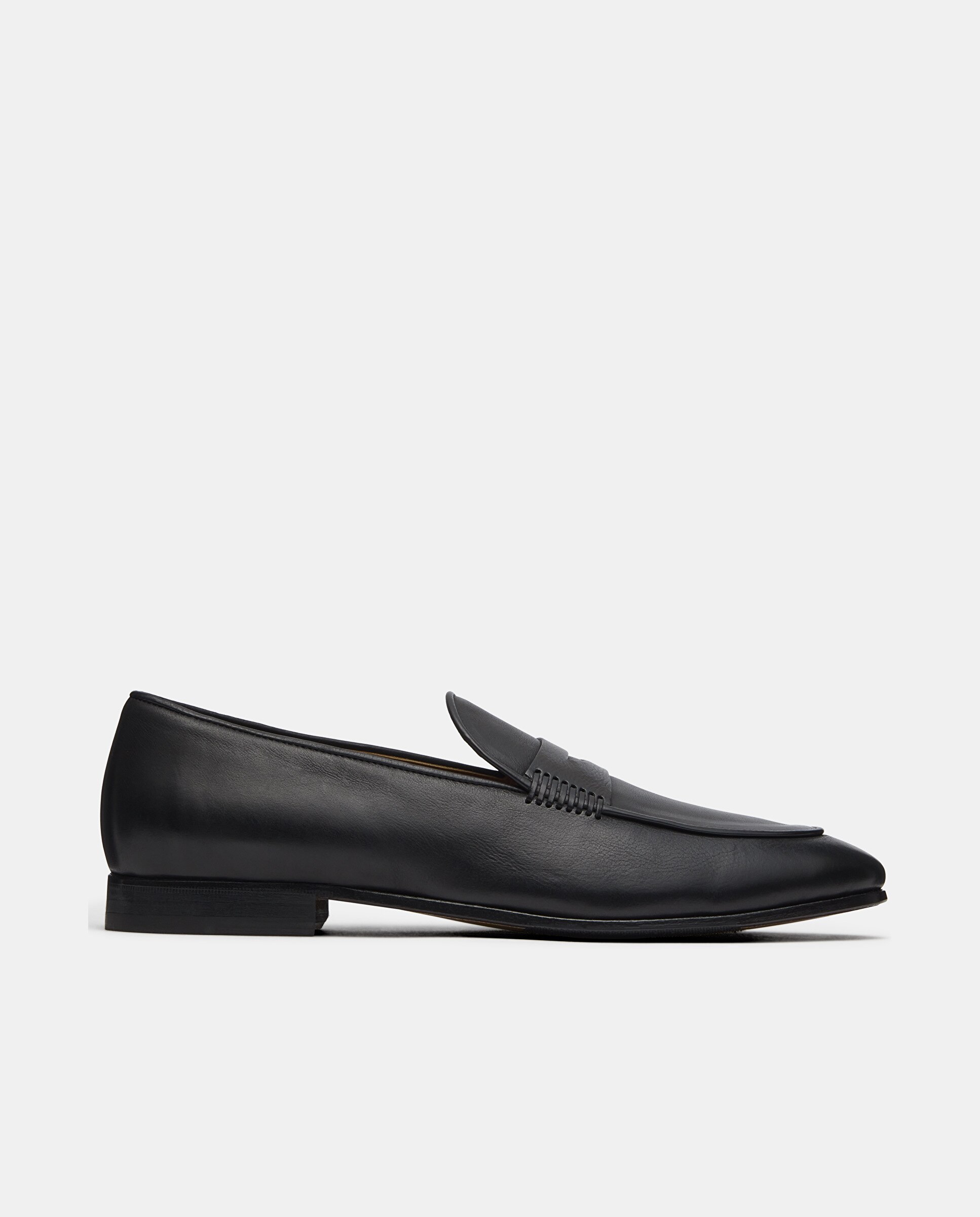 Imagem 0 de Mocassins Formais de Pele de Bovino Escovada