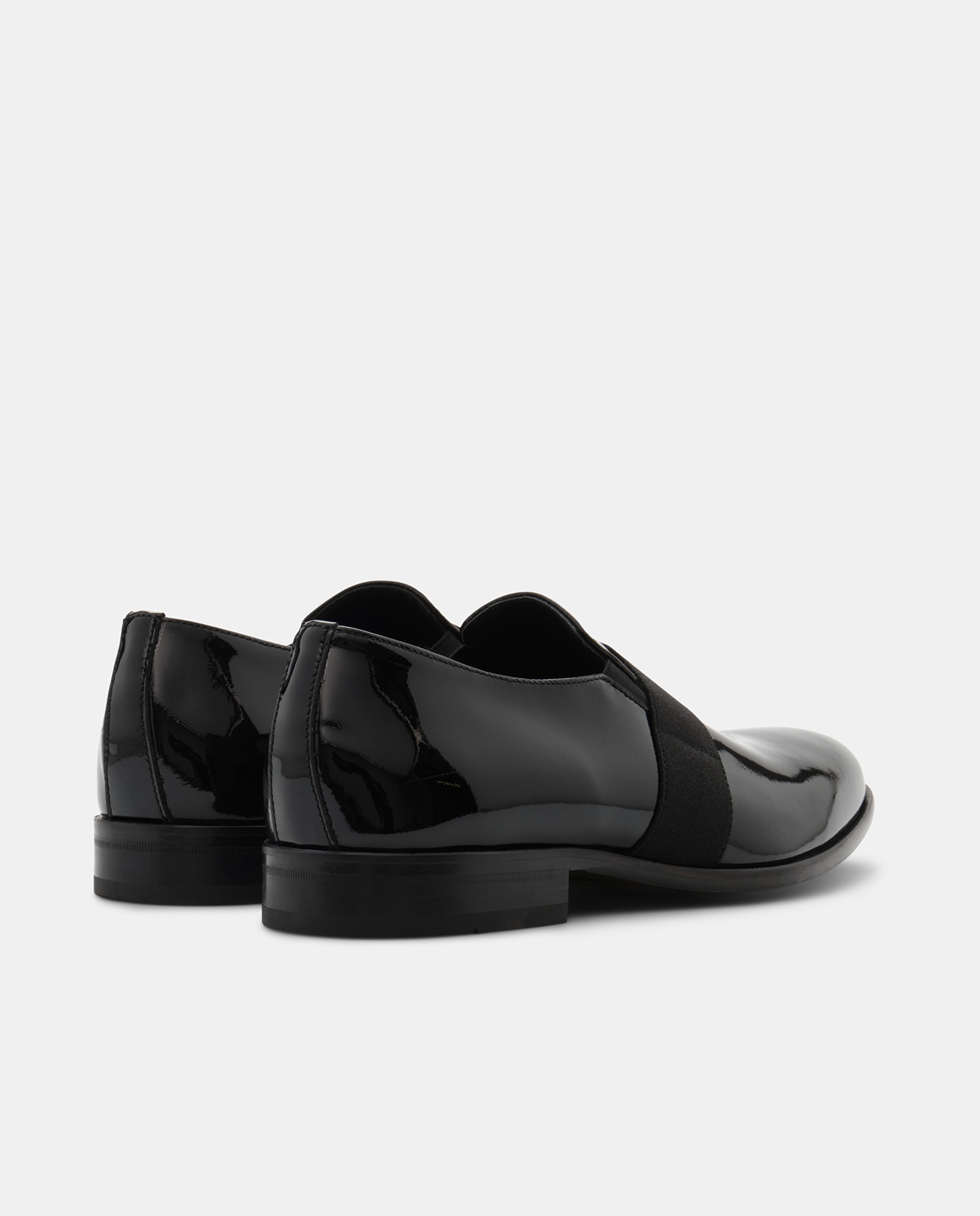 Mocassins com Tira Regency de Pele de Bovino em Preto Preto-3