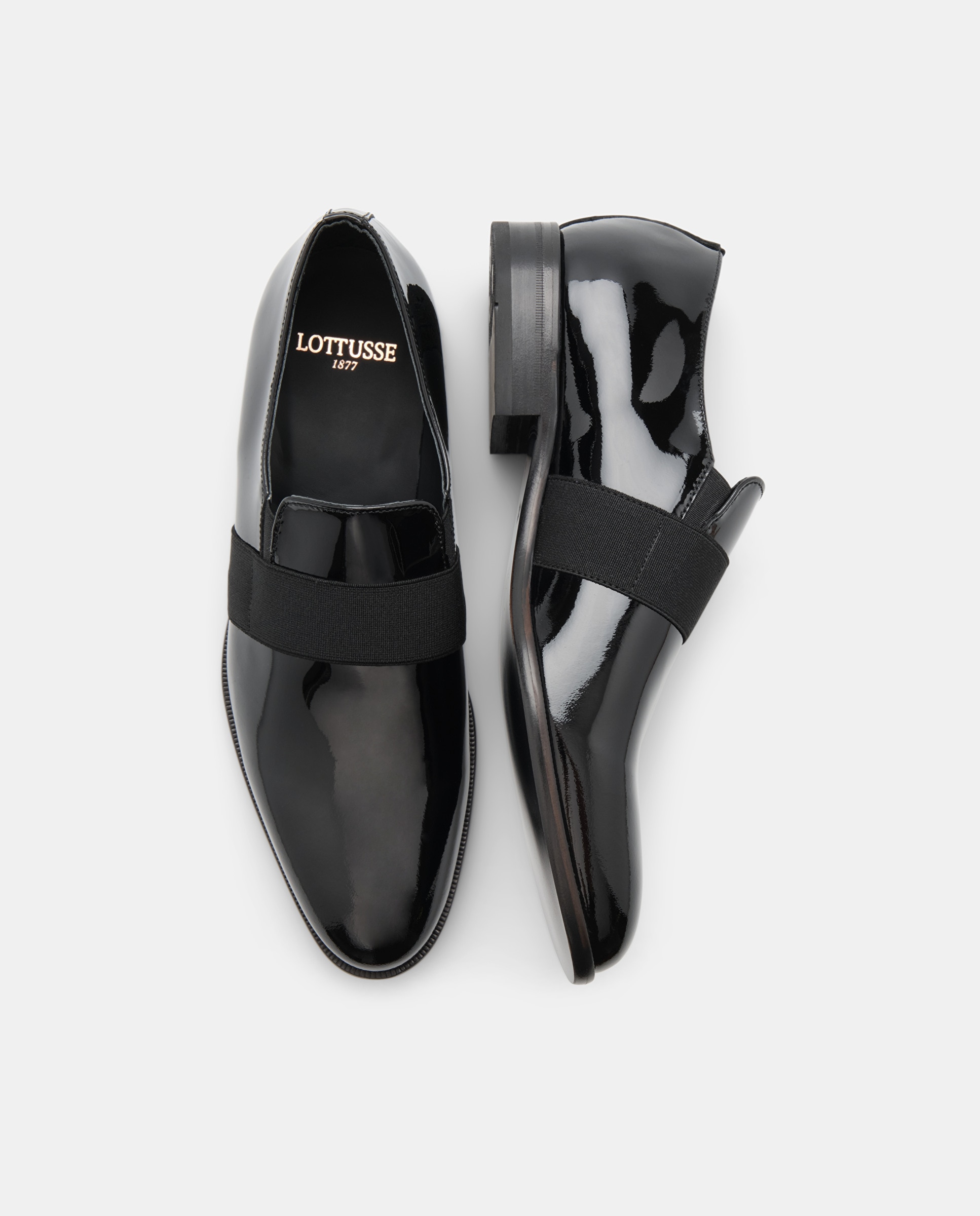 Mocassins com Tira Regency de Pele de Bovino em Preto Preto-6