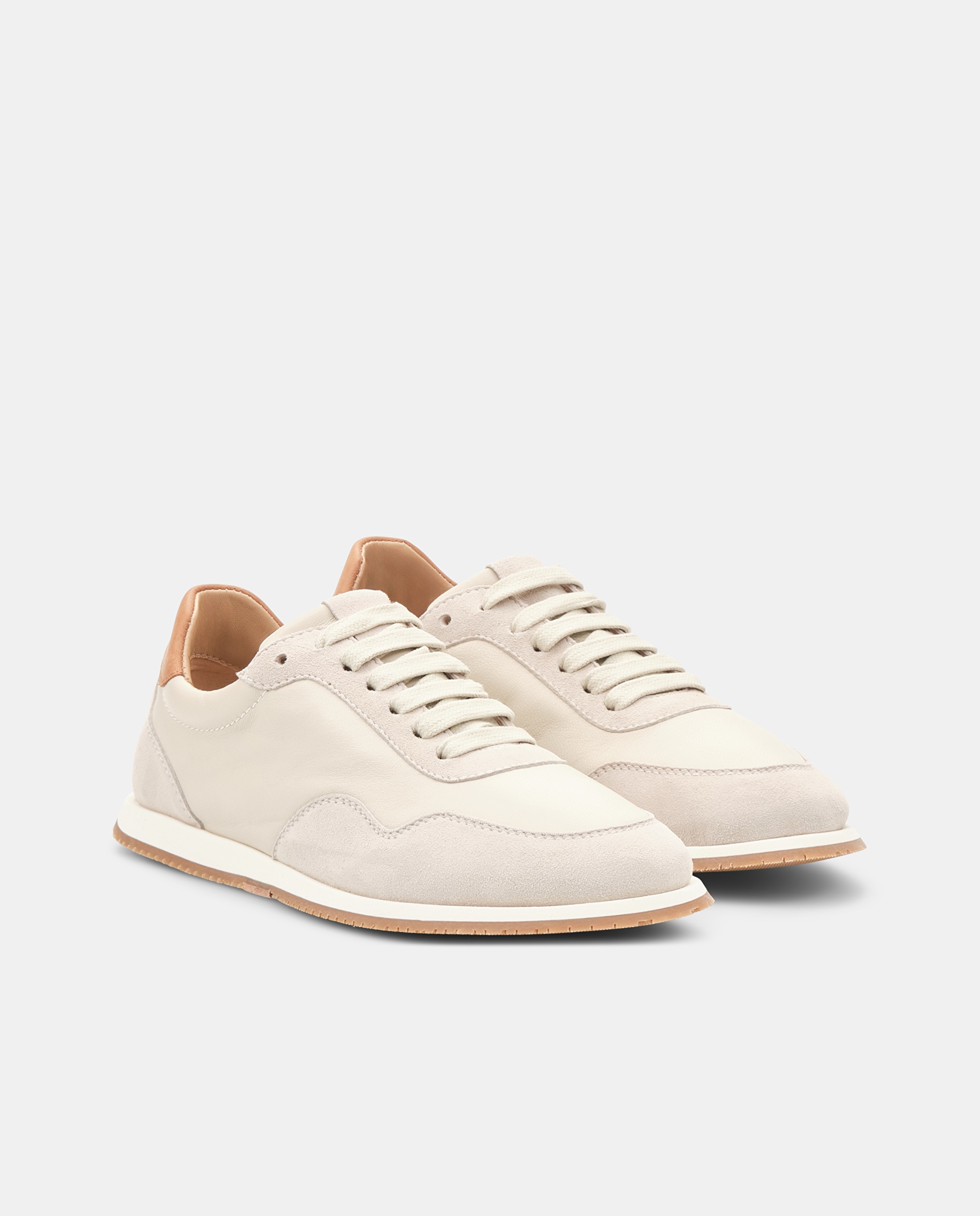 Sapatilhas de Pele Mancor de Camurça de Cordeiro com Atacadores Branco-marfim-2