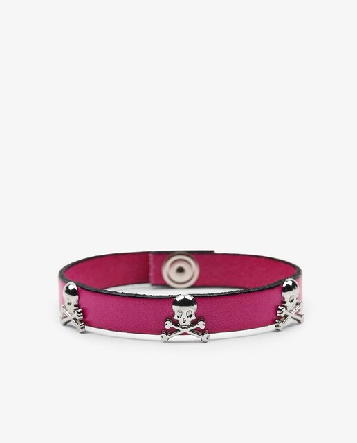 Imagem 0 de Pulseira de Pele em Rosa com Caveiras Metálicas