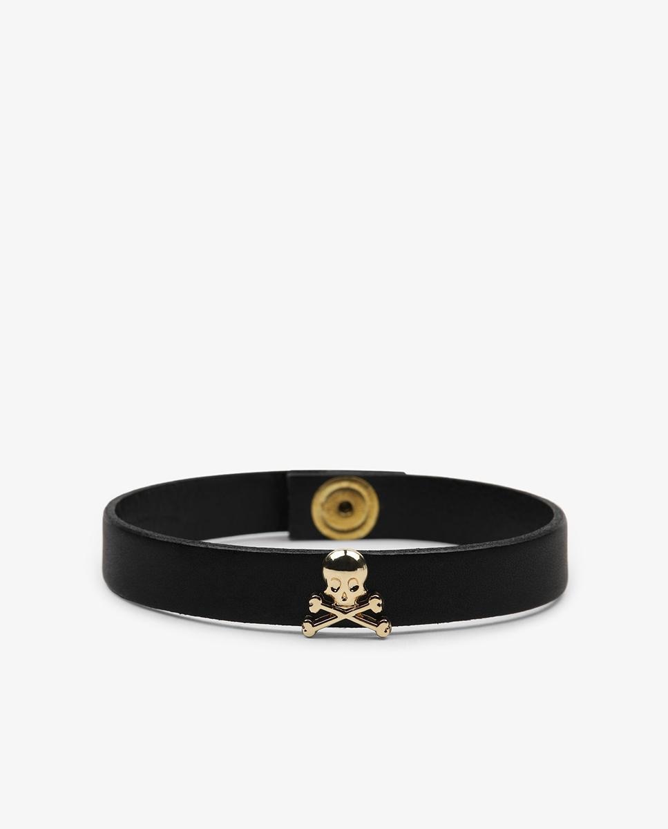 Pulseira de Pele em Preto com Caveira Metálica Preto-1